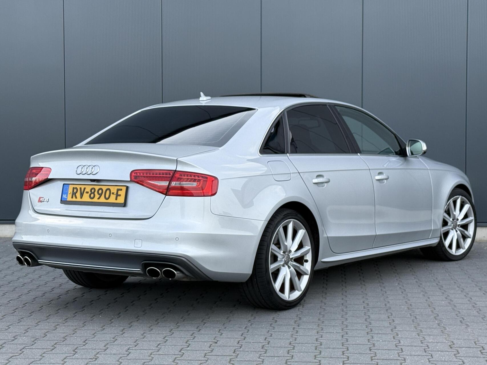 Foto van Audi Audi S4