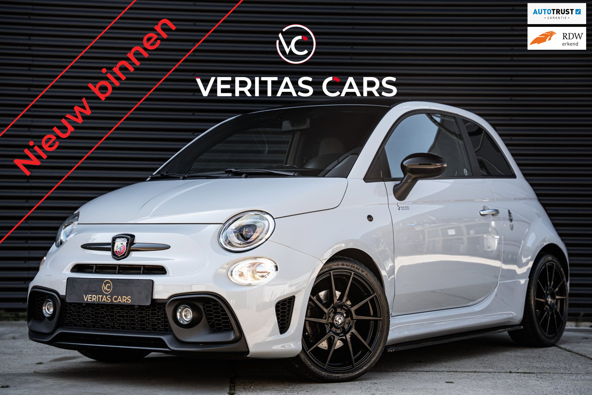 Fiat Abarth 500 1.4 T-Jet Abarth 595 Pista 160PK Automaat|Carbon|Record Monza|CarPlay|PDC|Flippers e.o. 2019 - voorkant