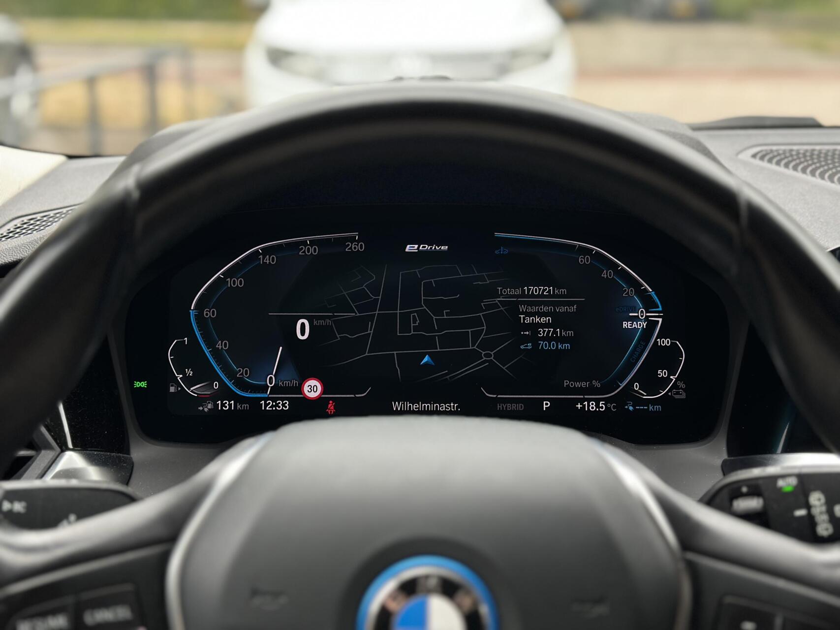 Foto van BMW 330e