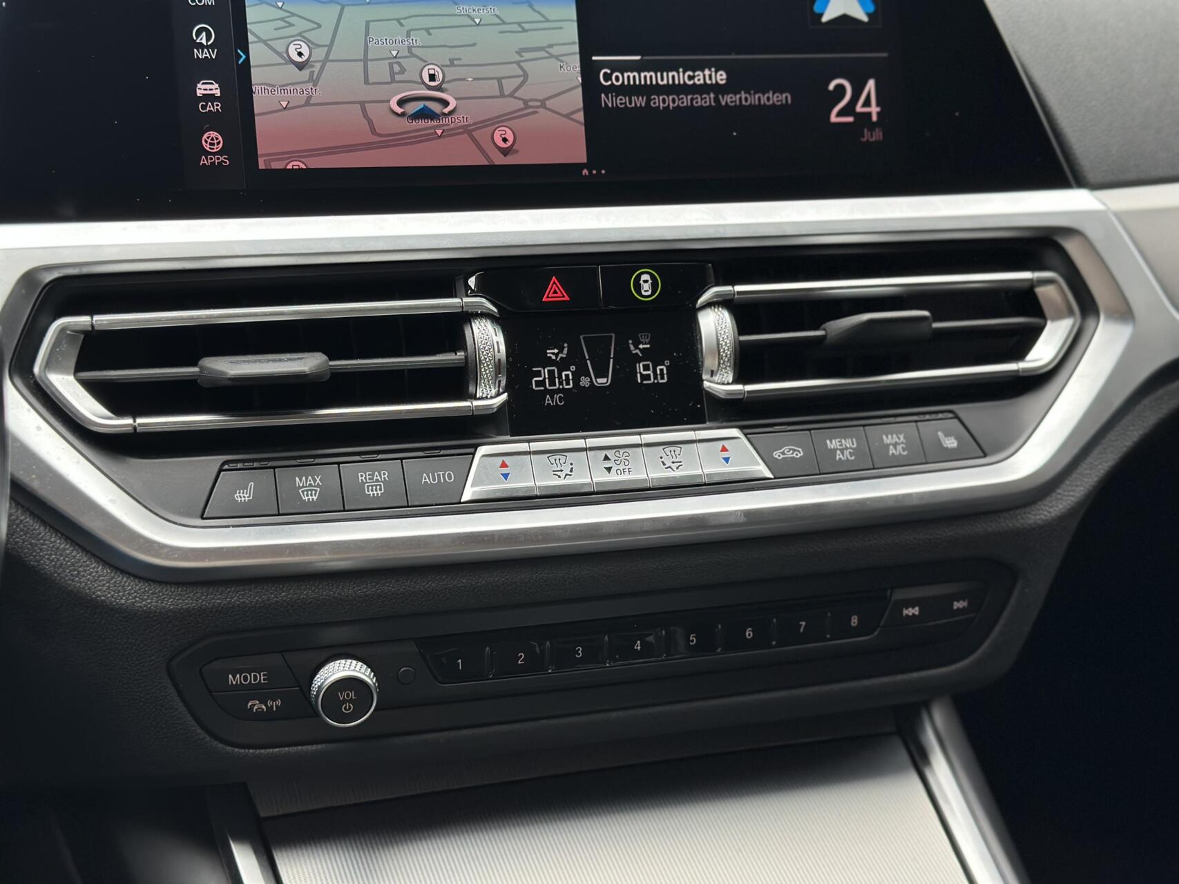 Foto van BMW 330e
