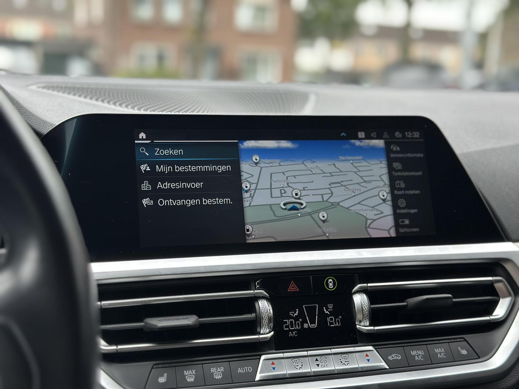 Foto van BMW 330e