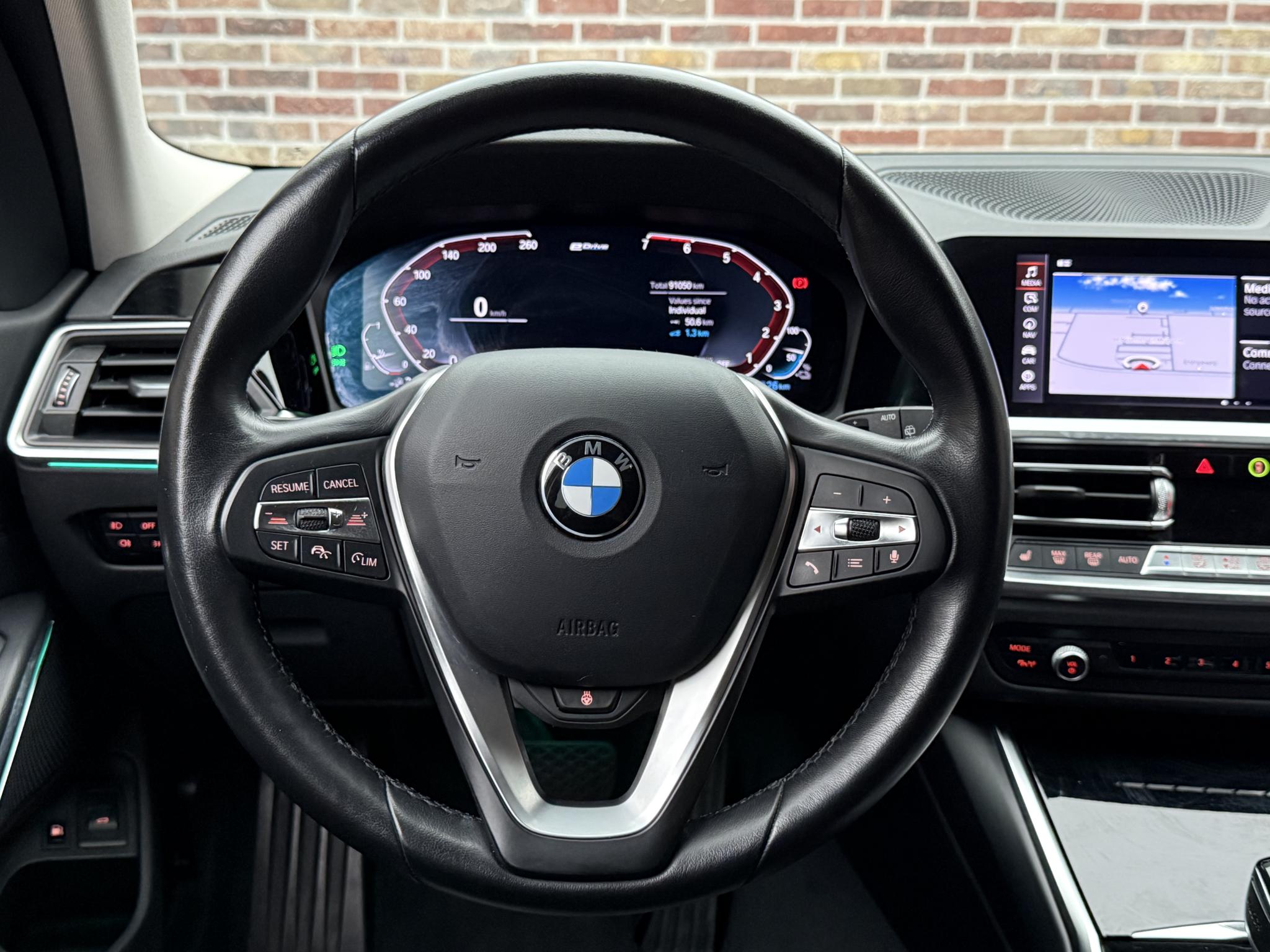 Foto van BMW 330e