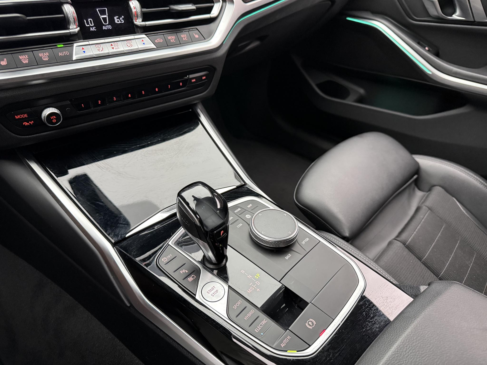Foto van BMW 330e