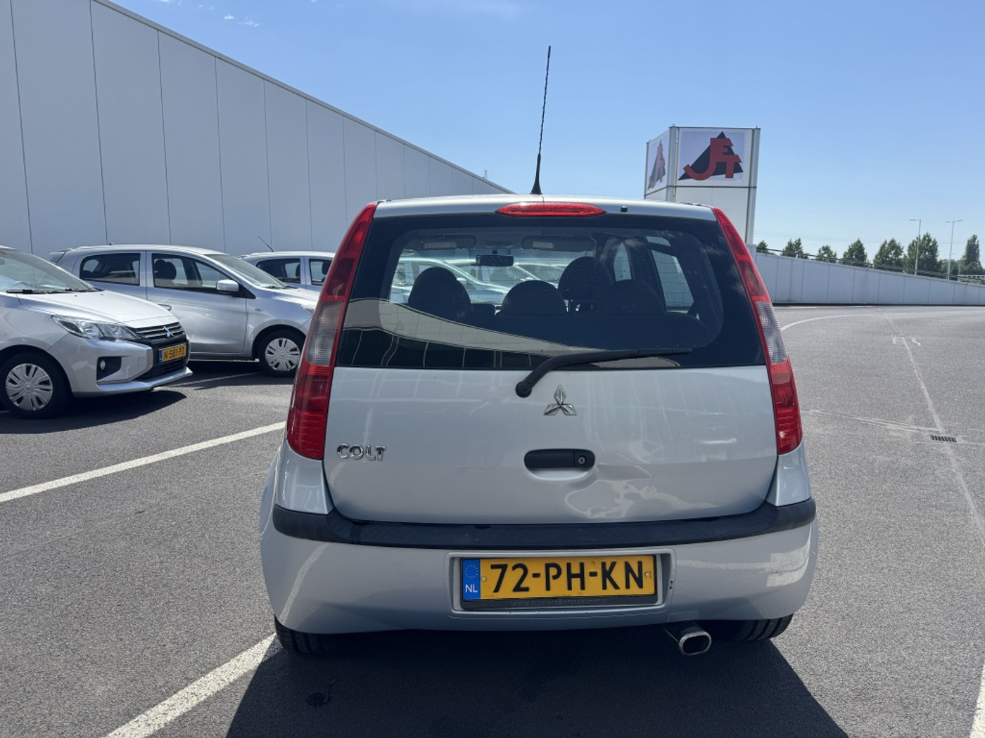 Foto van Mitsubishi Mitsubishi Colt