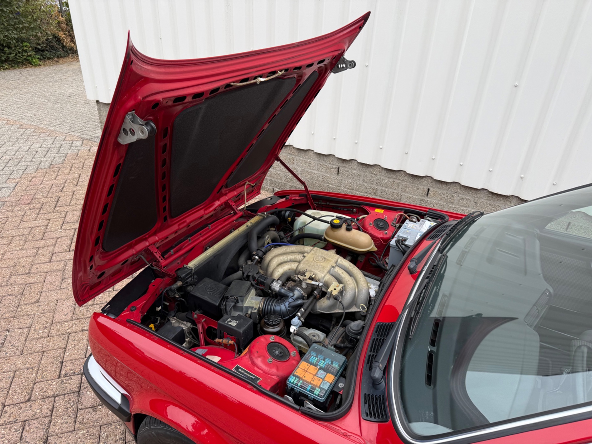 Foto van BMW 325i