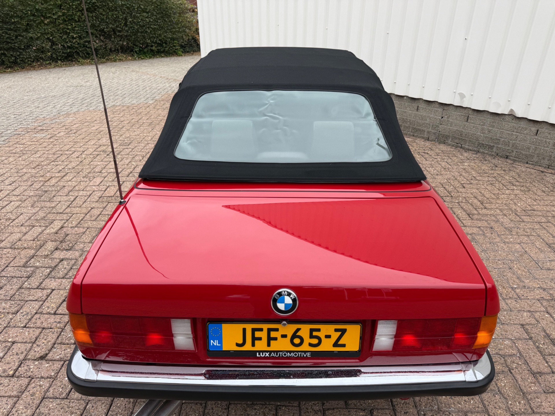 Foto van BMW 325i