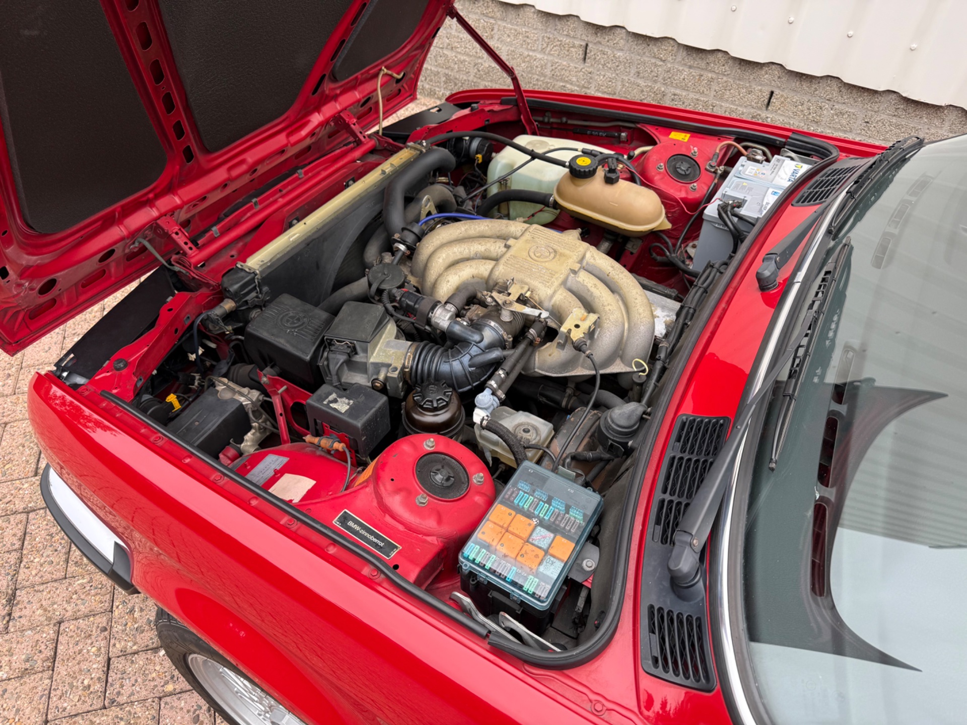 Foto van BMW 325i