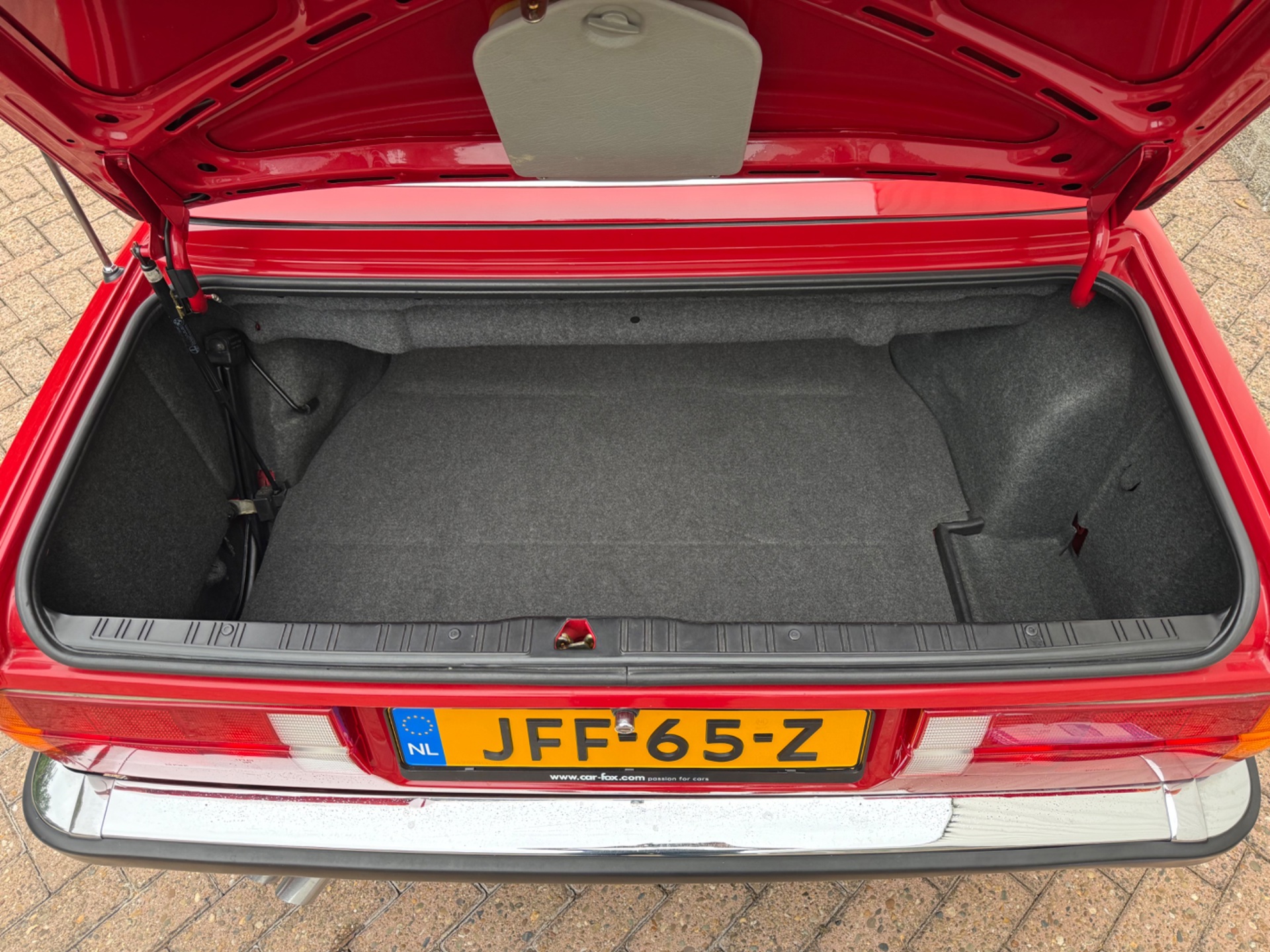 Foto van BMW 325i