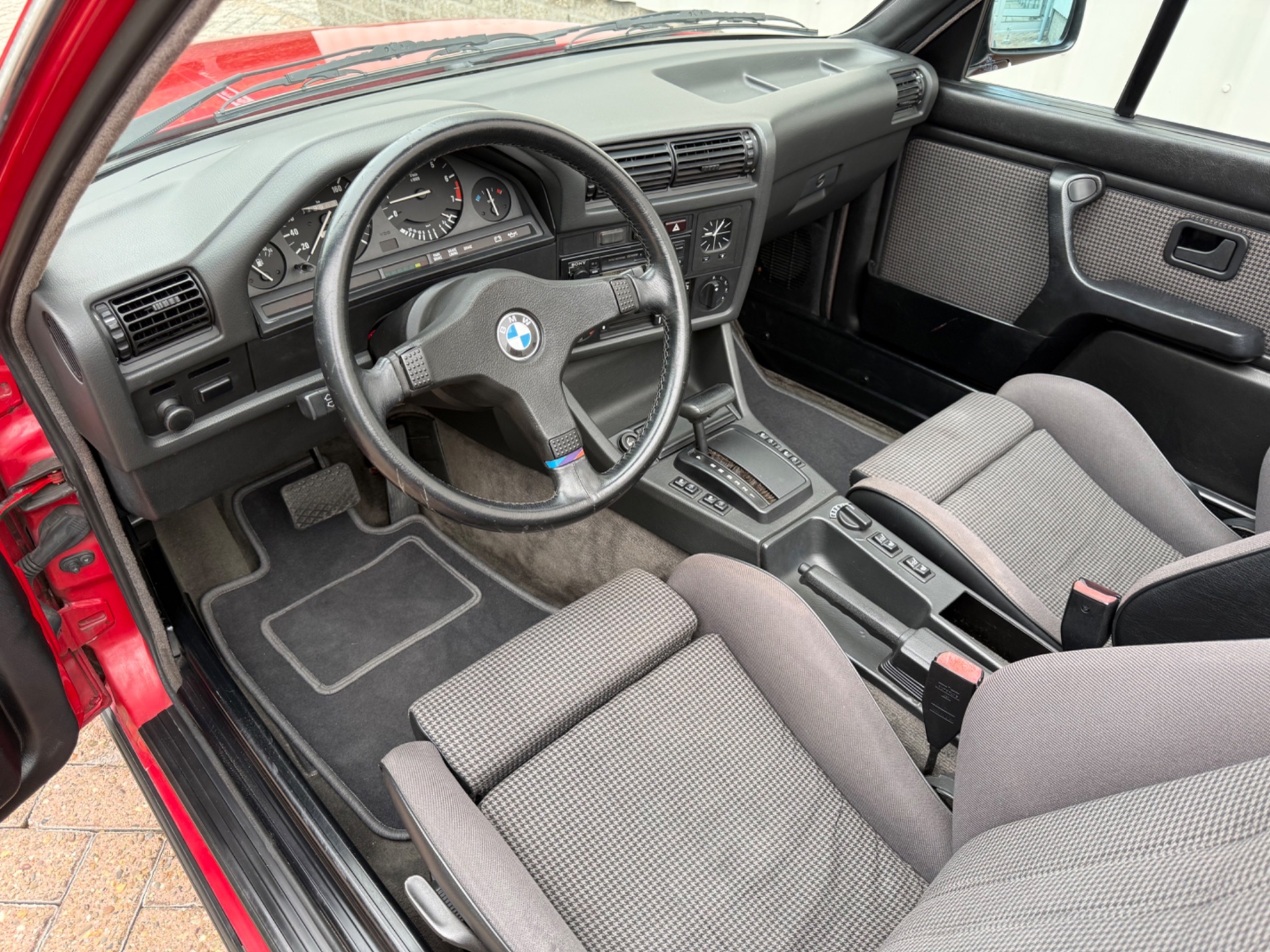 Foto van BMW 325i