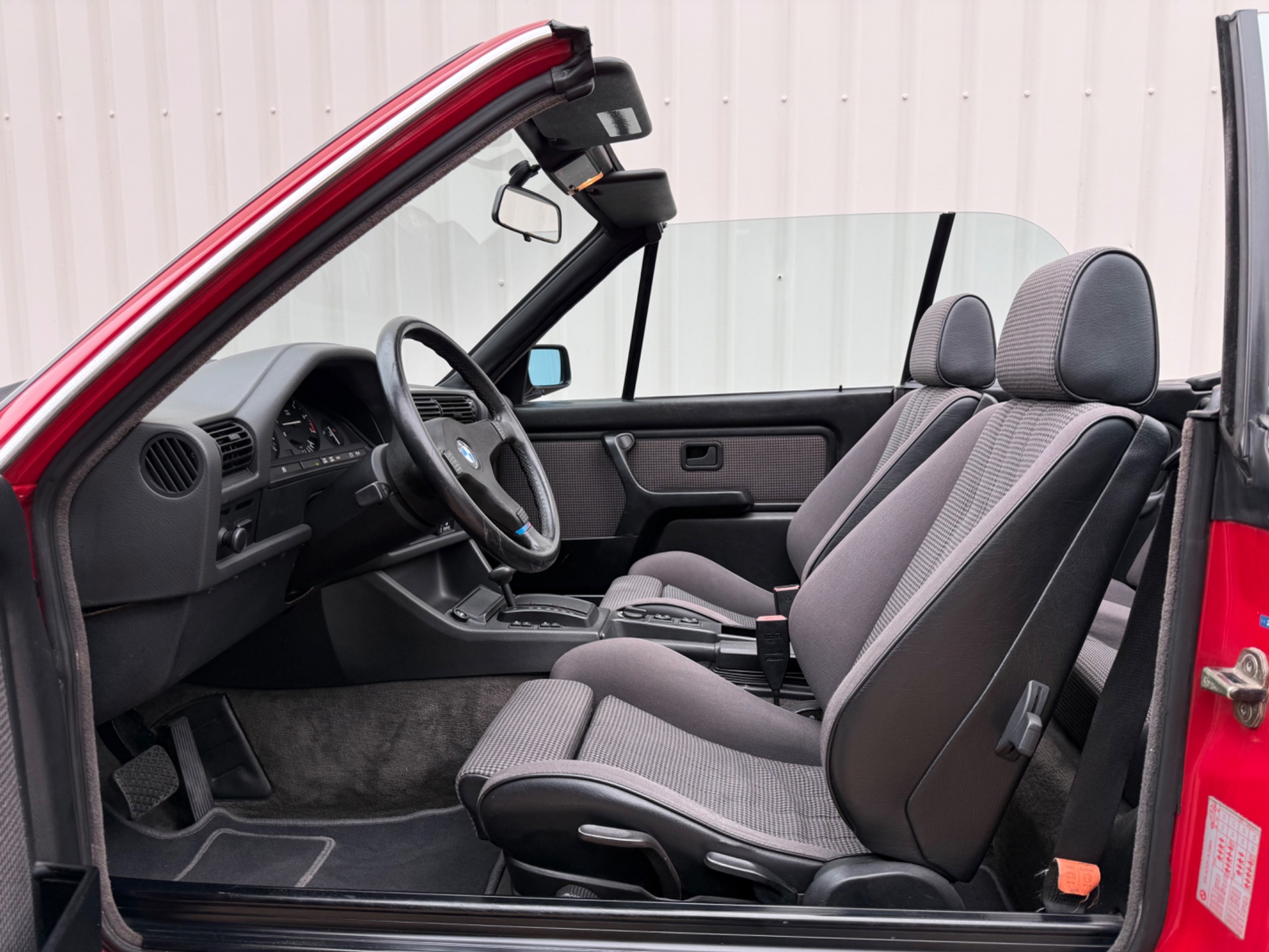 Foto van BMW 325i
