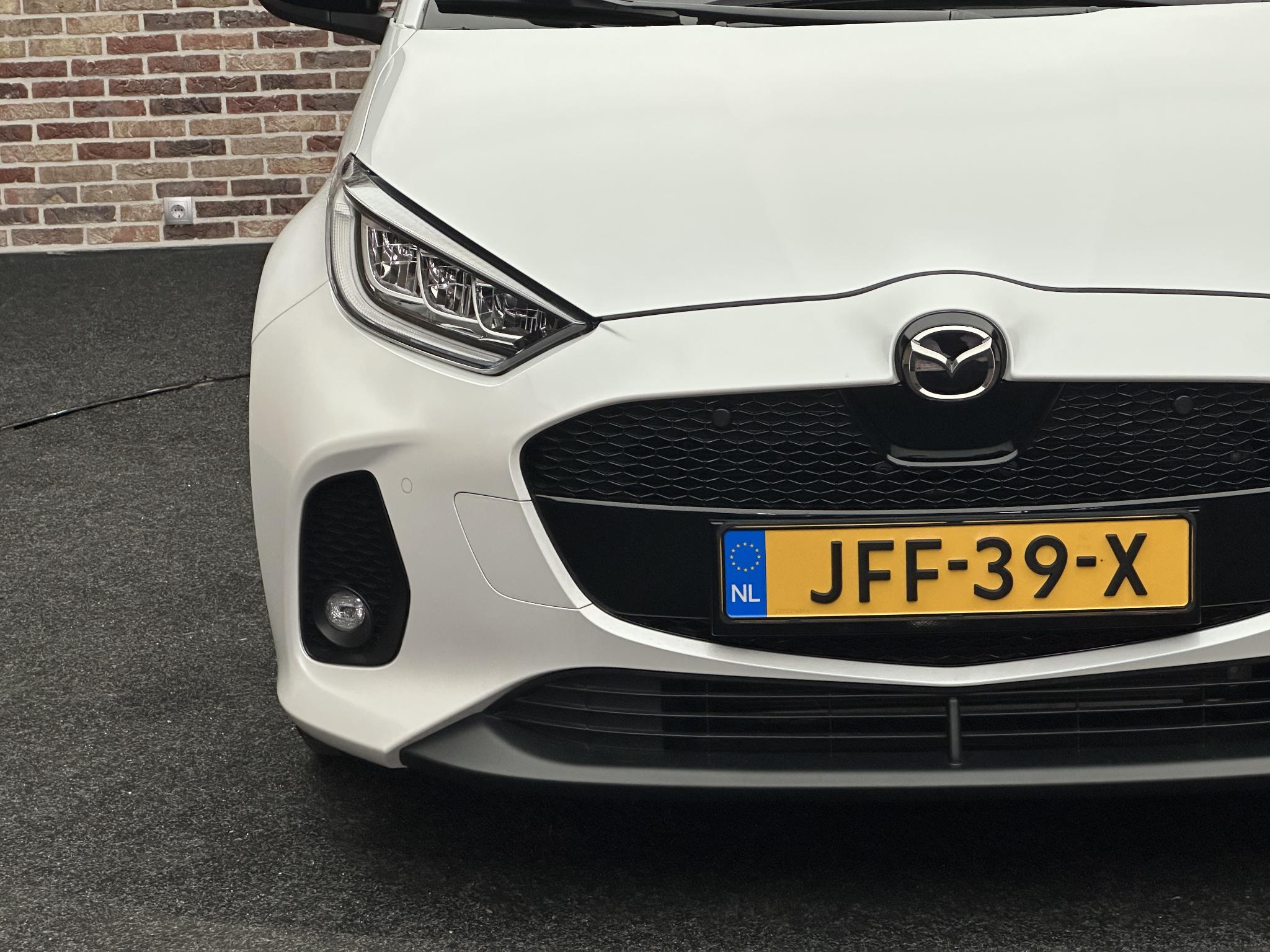 Foto van Mazda Mazda2 Hybrid