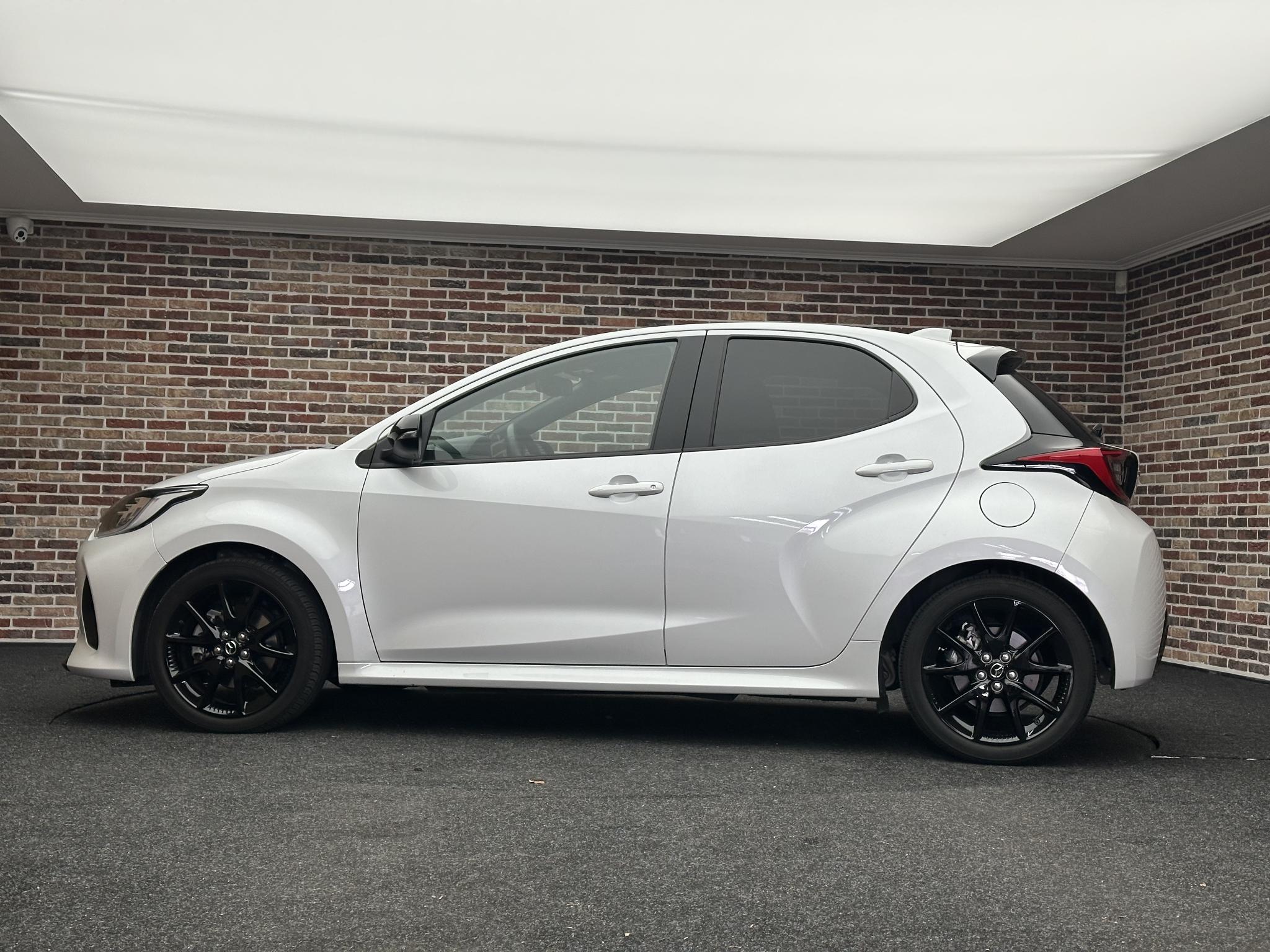 Foto van Mazda Mazda2 Hybrid