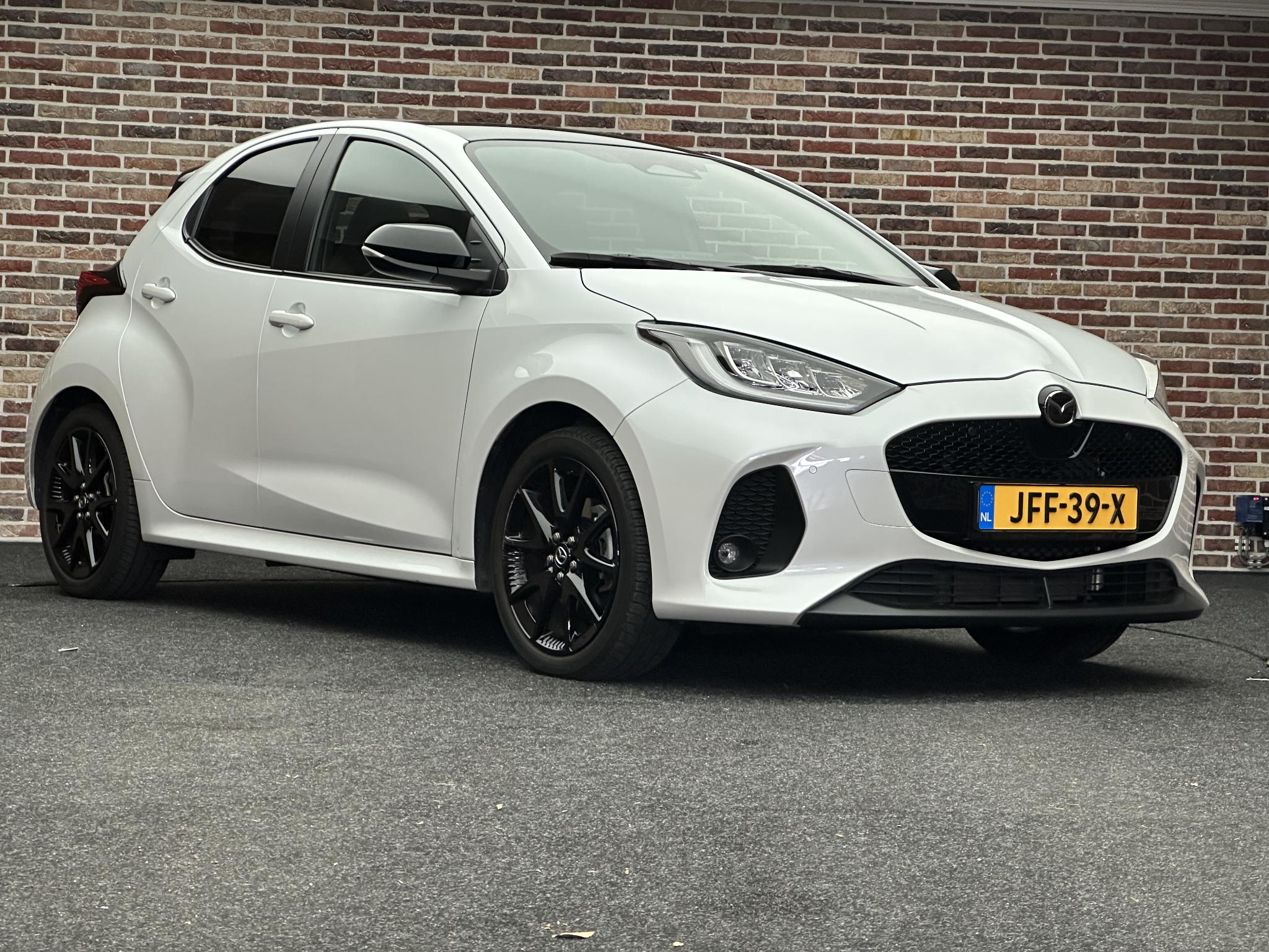 Foto van Mazda Mazda2 Hybrid
