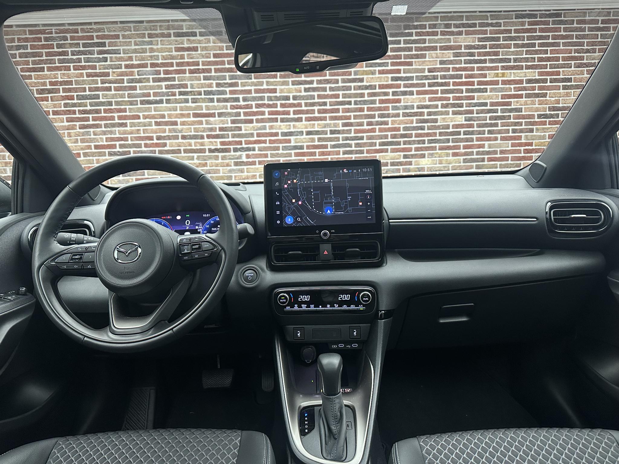 Foto van Mazda Mazda2 Hybrid