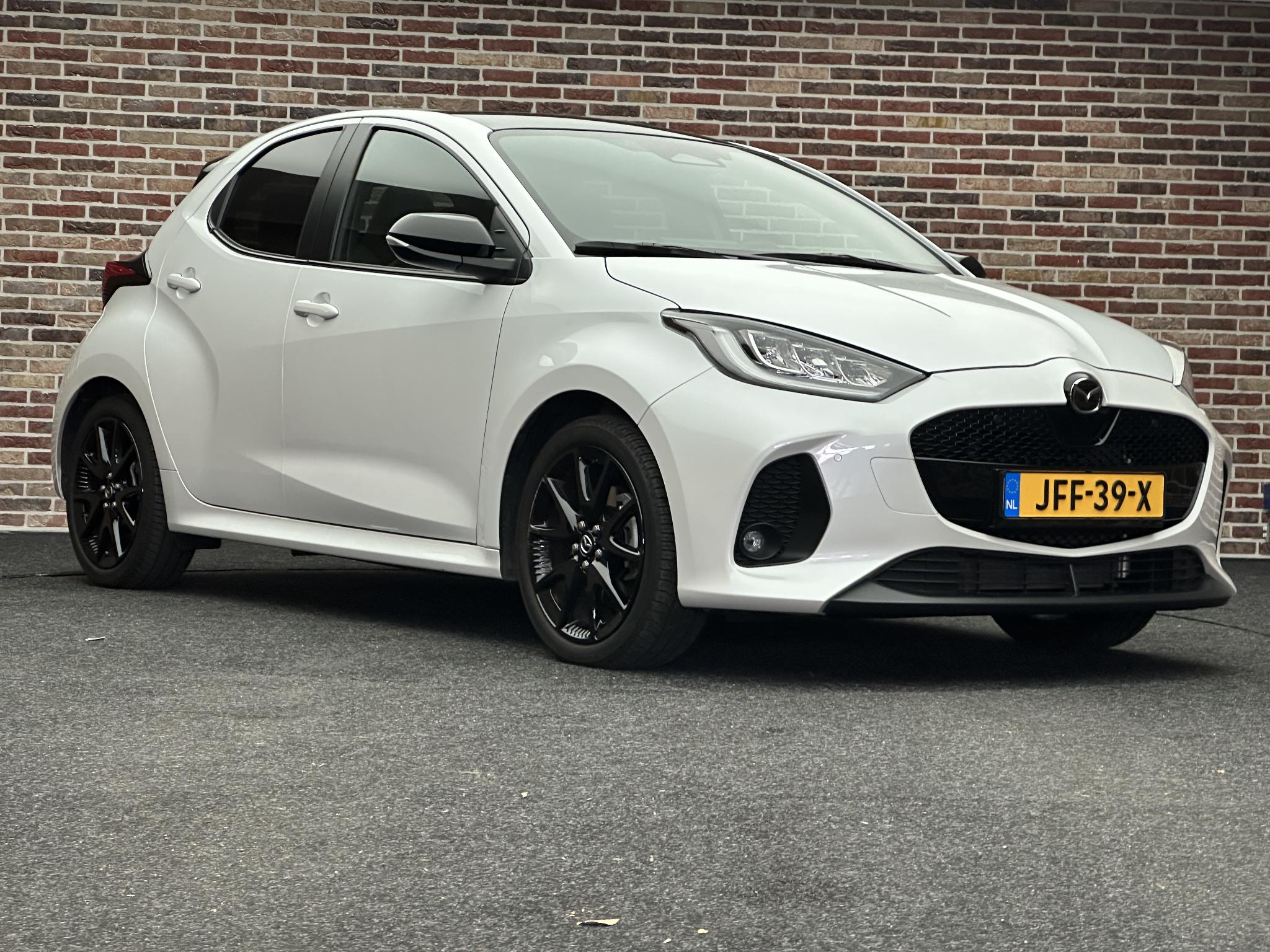 Foto van Mazda Mazda2 Hybrid
