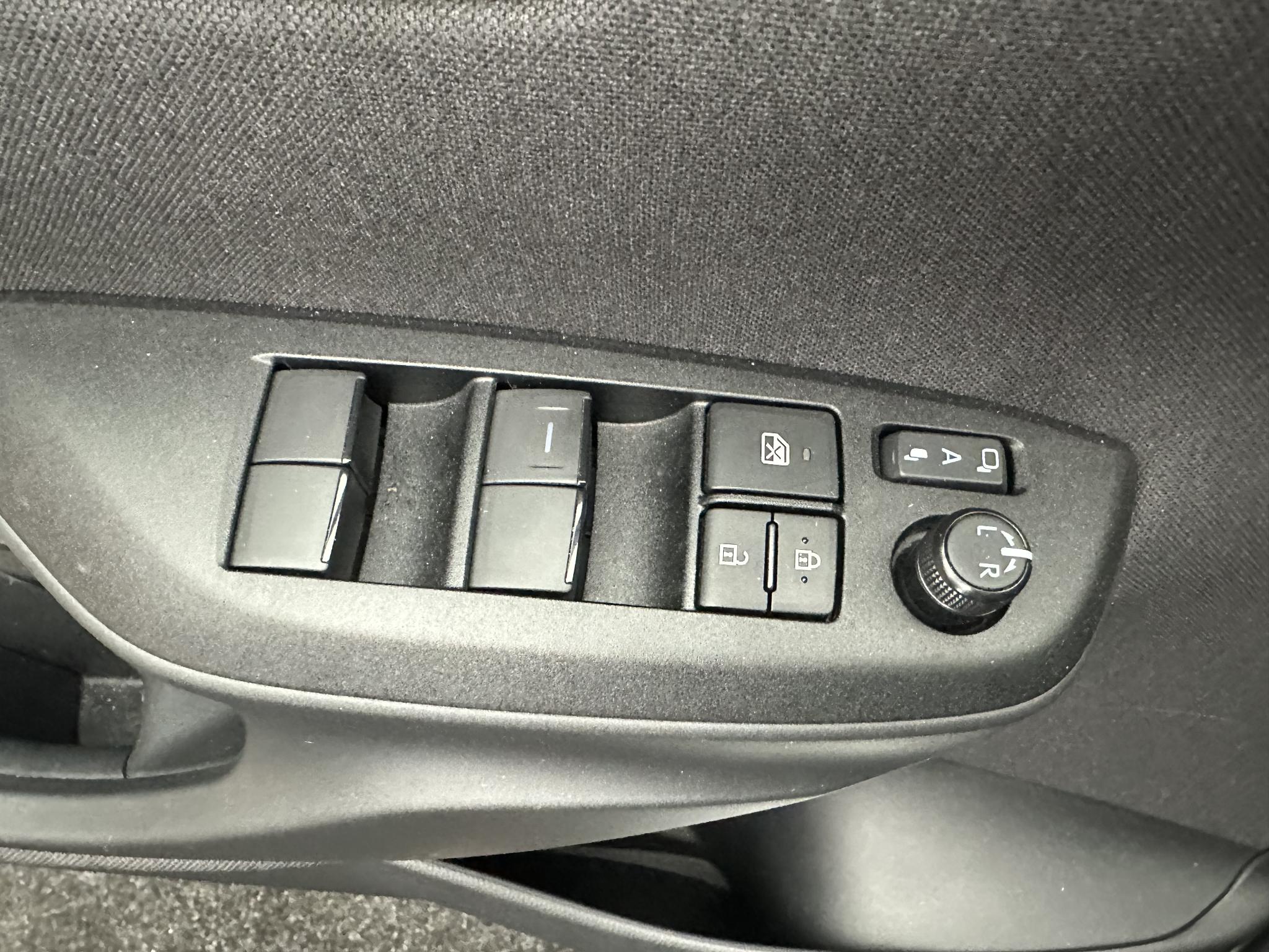 Foto van Mazda Mazda2 Hybrid