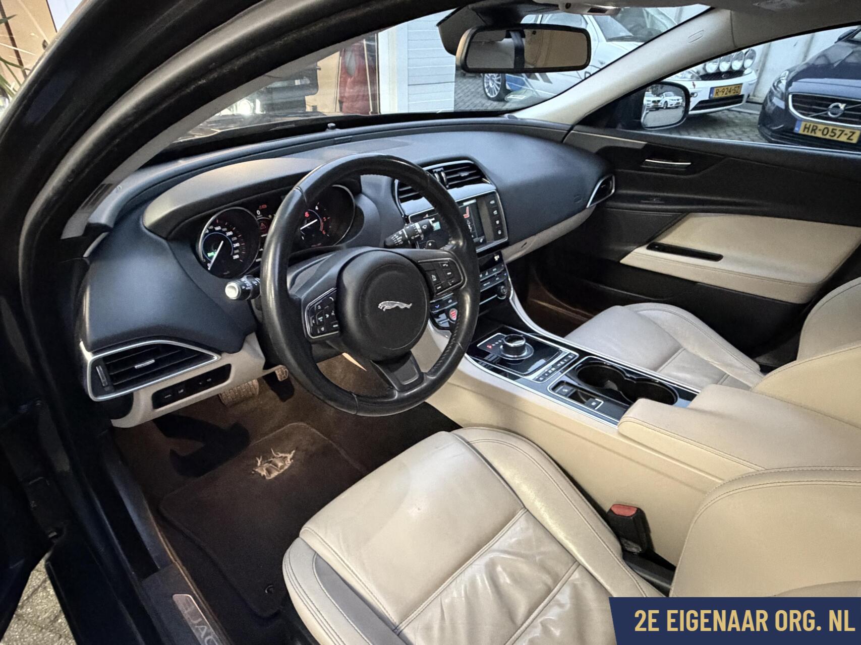 Foto van Jaguar Jaguar Xe