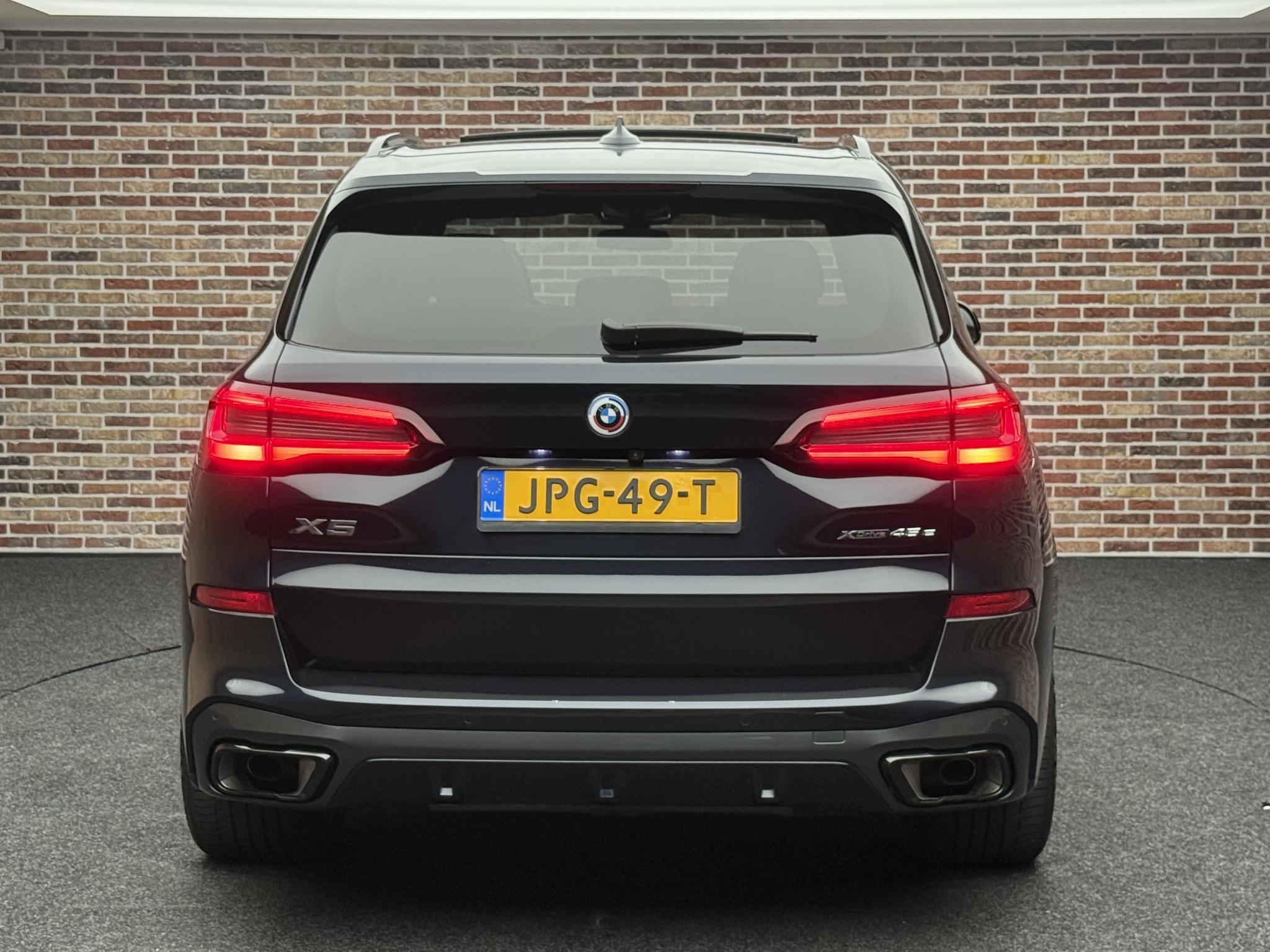 Foto van BMW X5 Xdrive45e