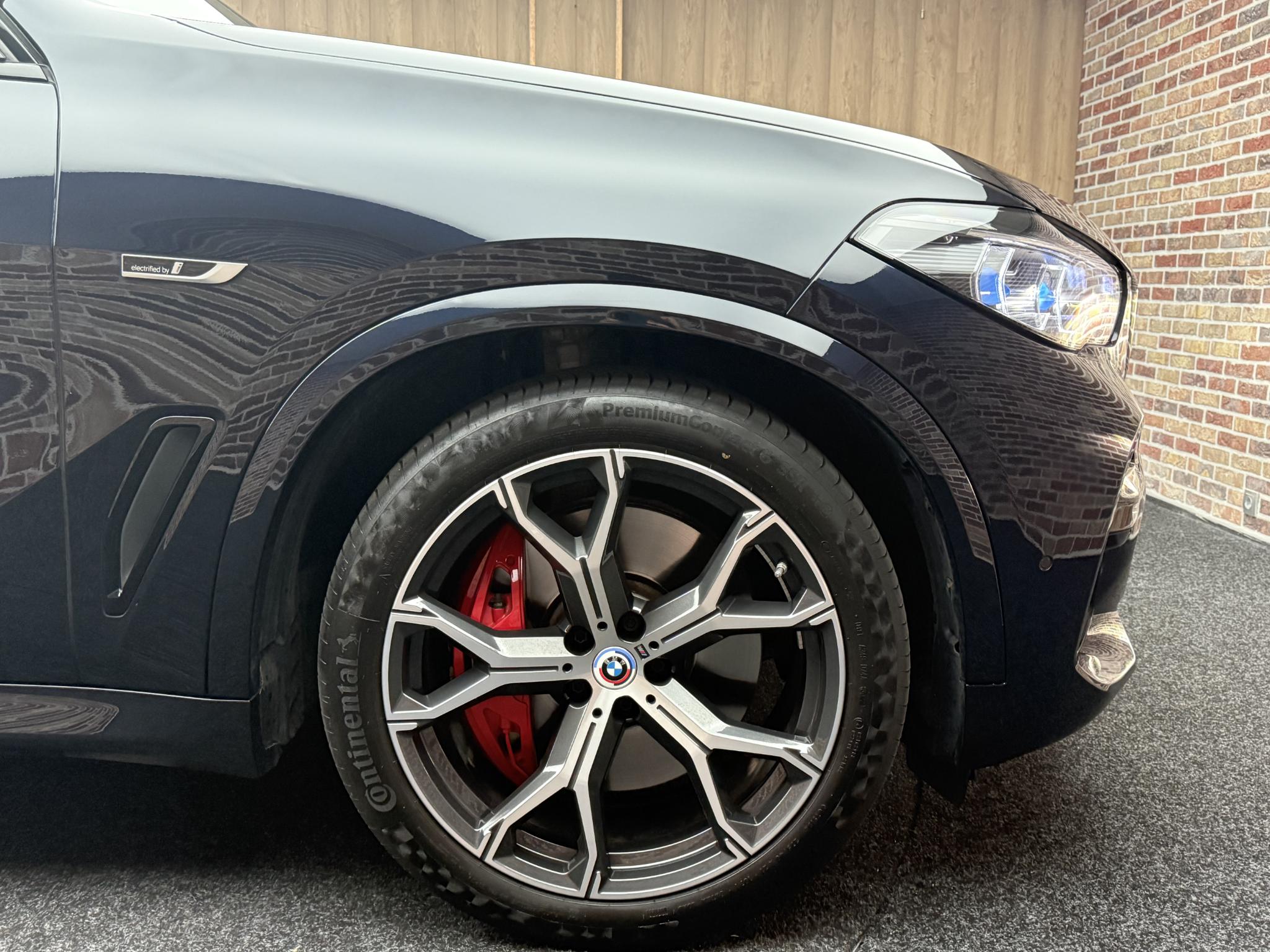 Foto van BMW X5 Xdrive45e