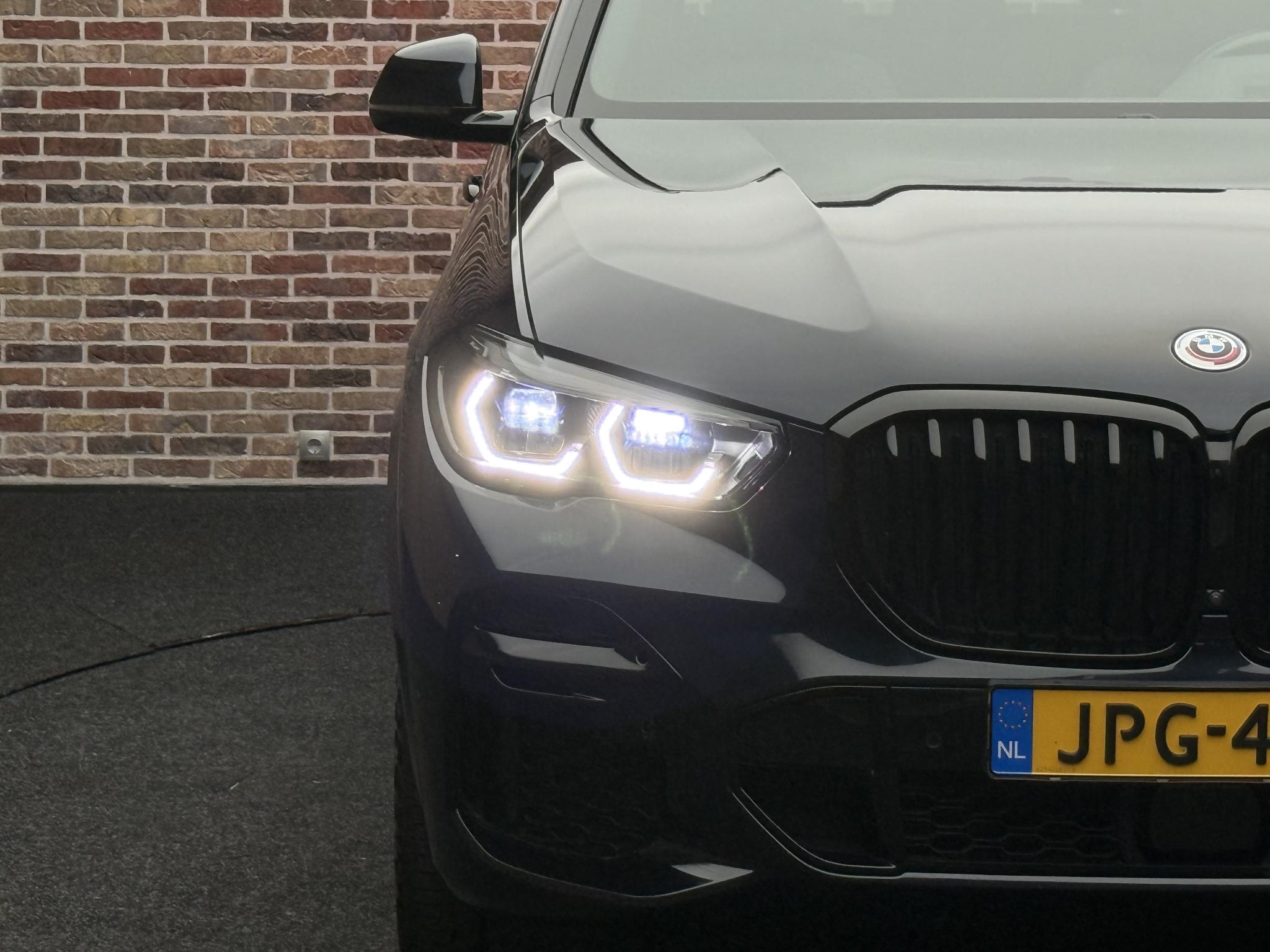 Foto van BMW X5 Xdrive45e