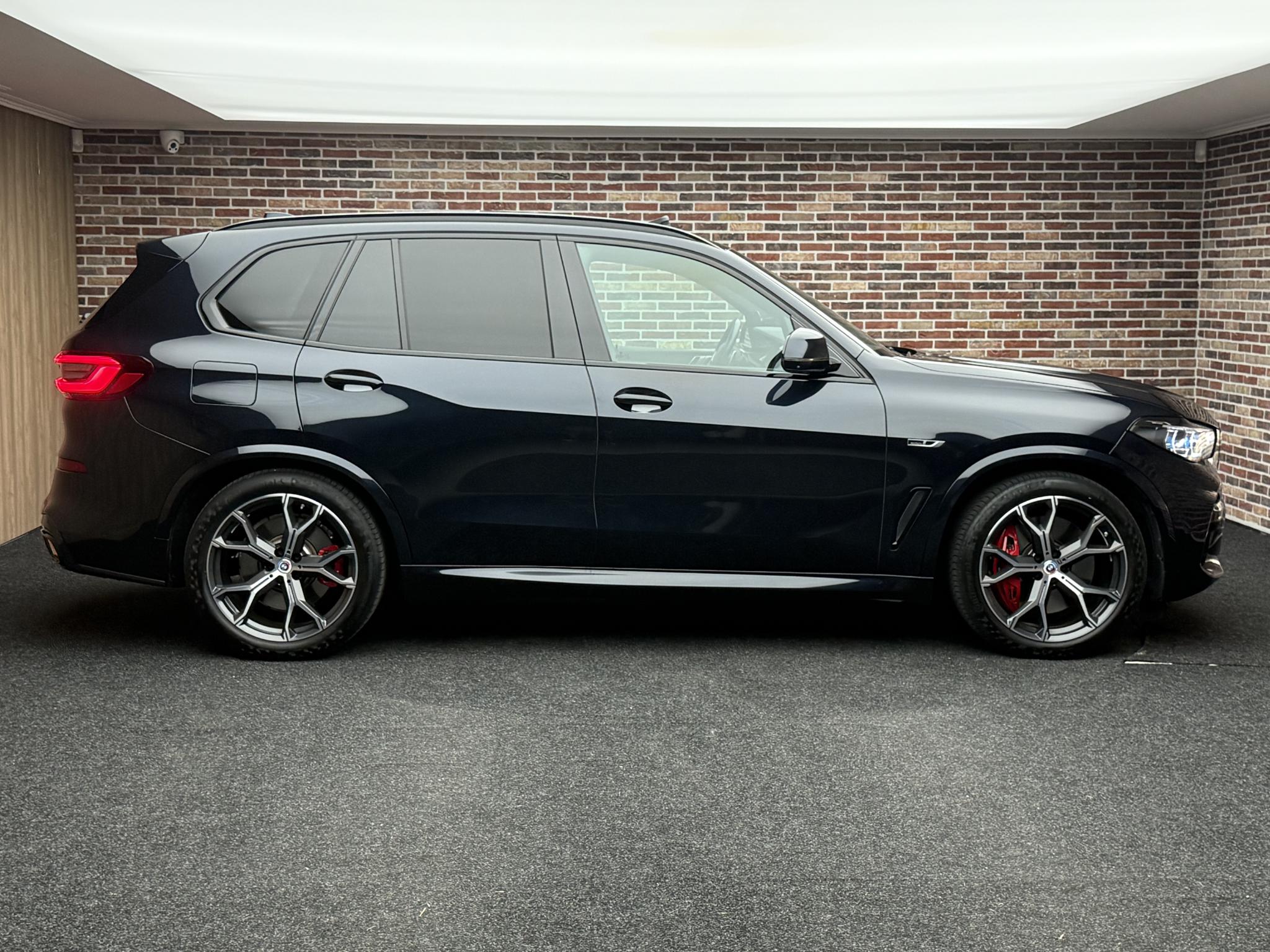 Foto van BMW X5 Xdrive45e