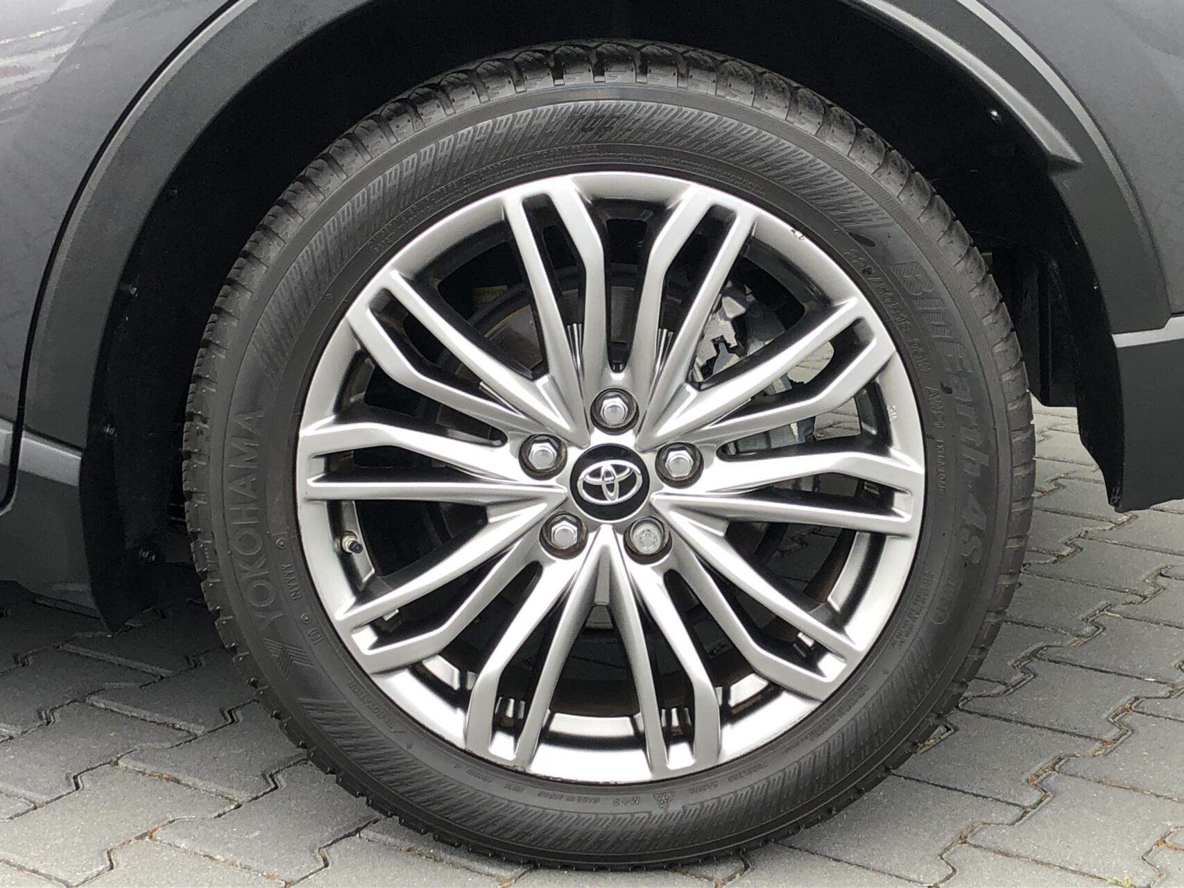 Foto van Toyota Toyota C-hr