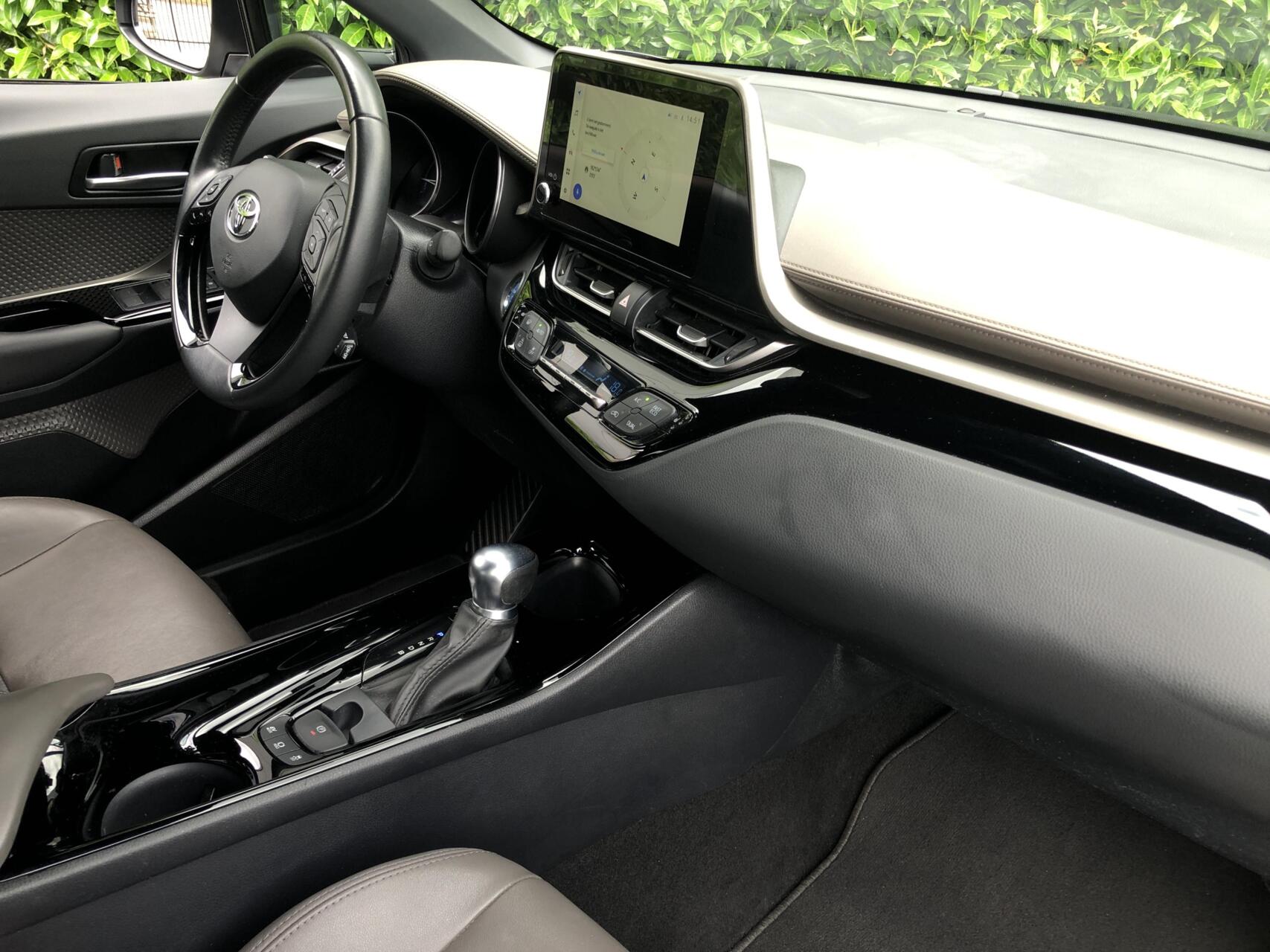 Foto van Toyota Toyota C-hr