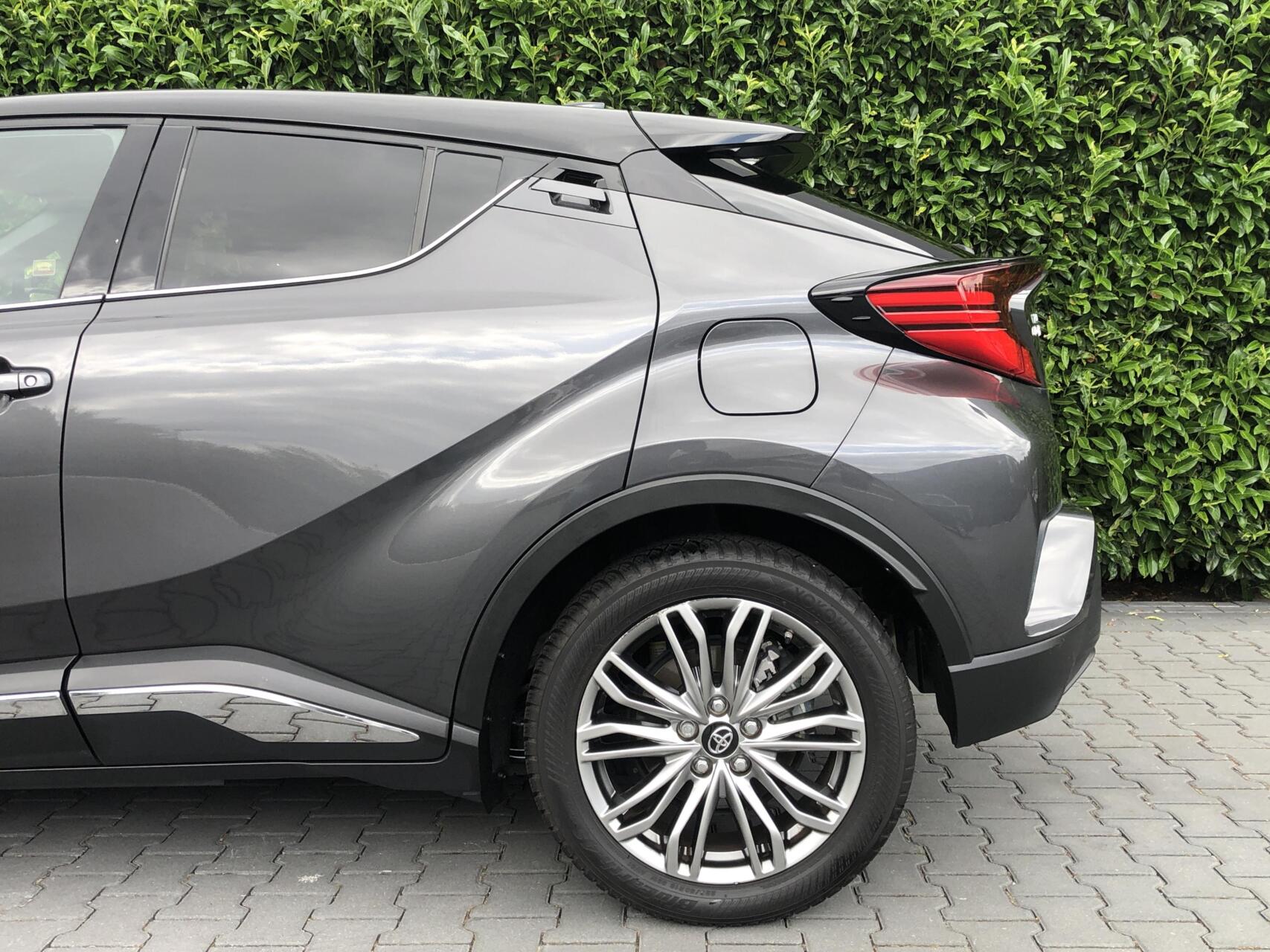 Foto van Toyota Toyota C-hr