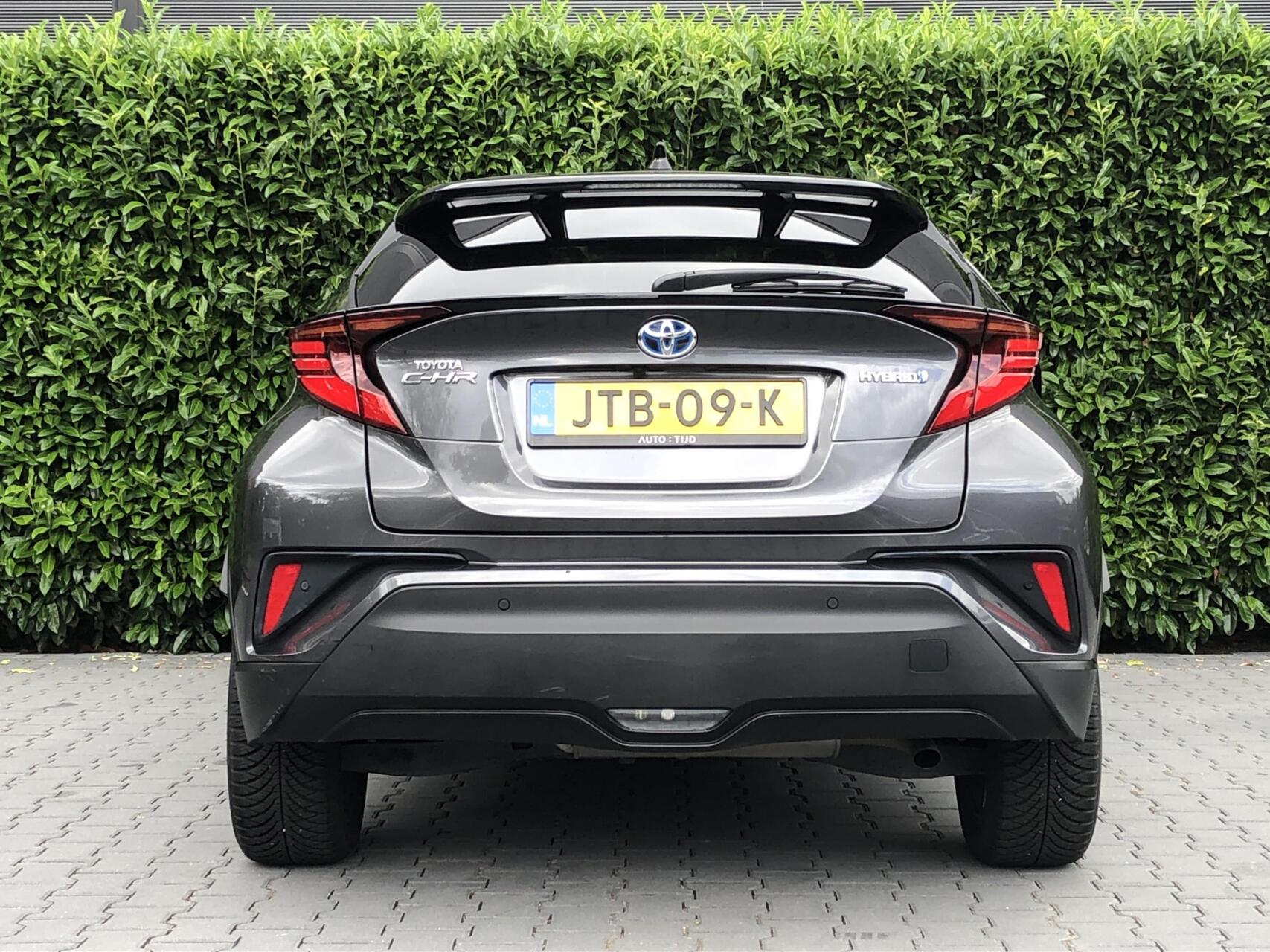 Foto van Toyota Toyota C-hr