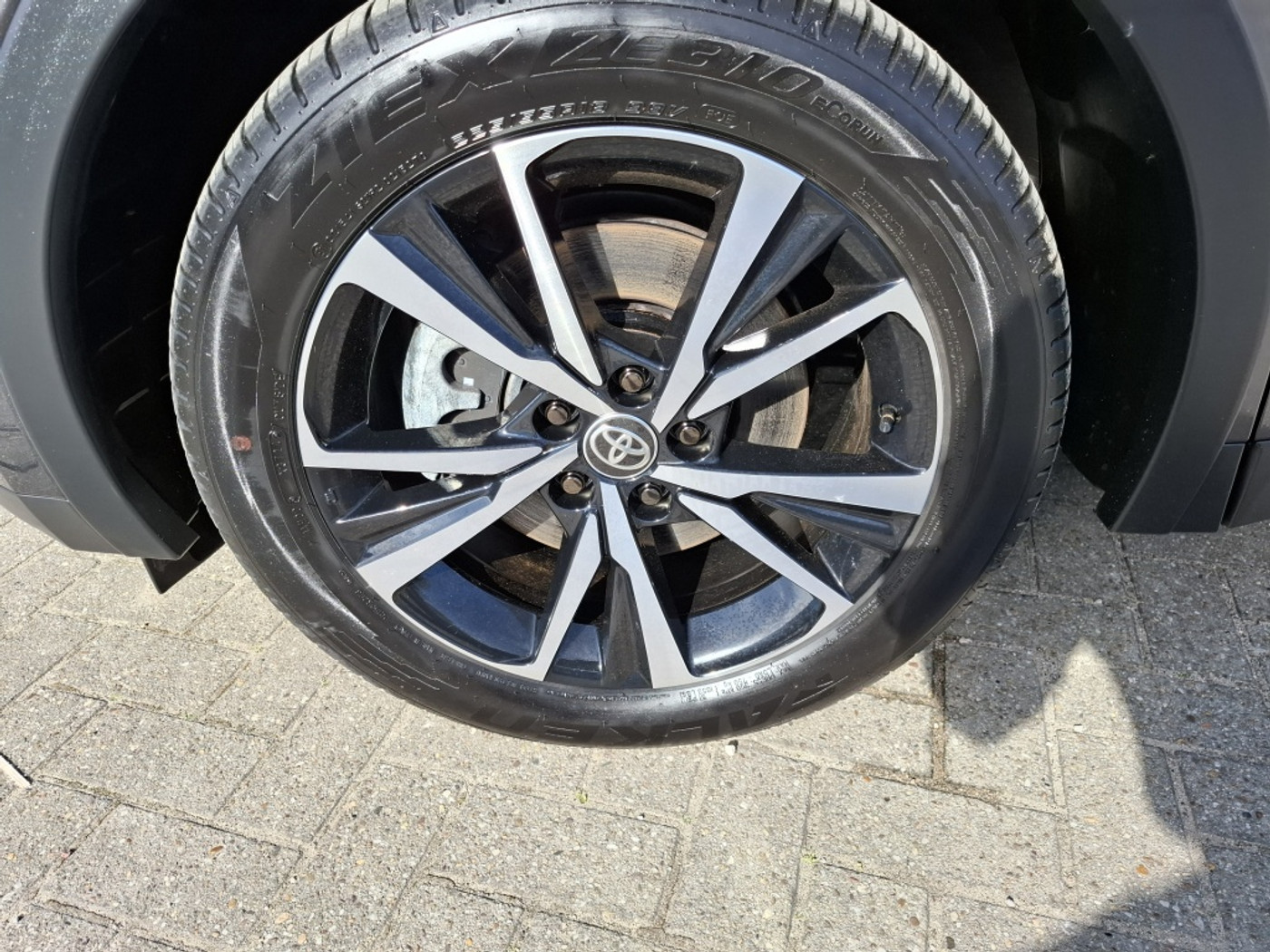 Foto van Toyota Toyota C-hr