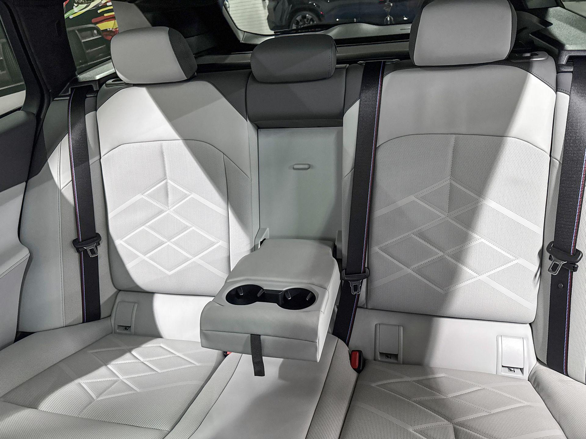 Foto van BMW 550e xDrive