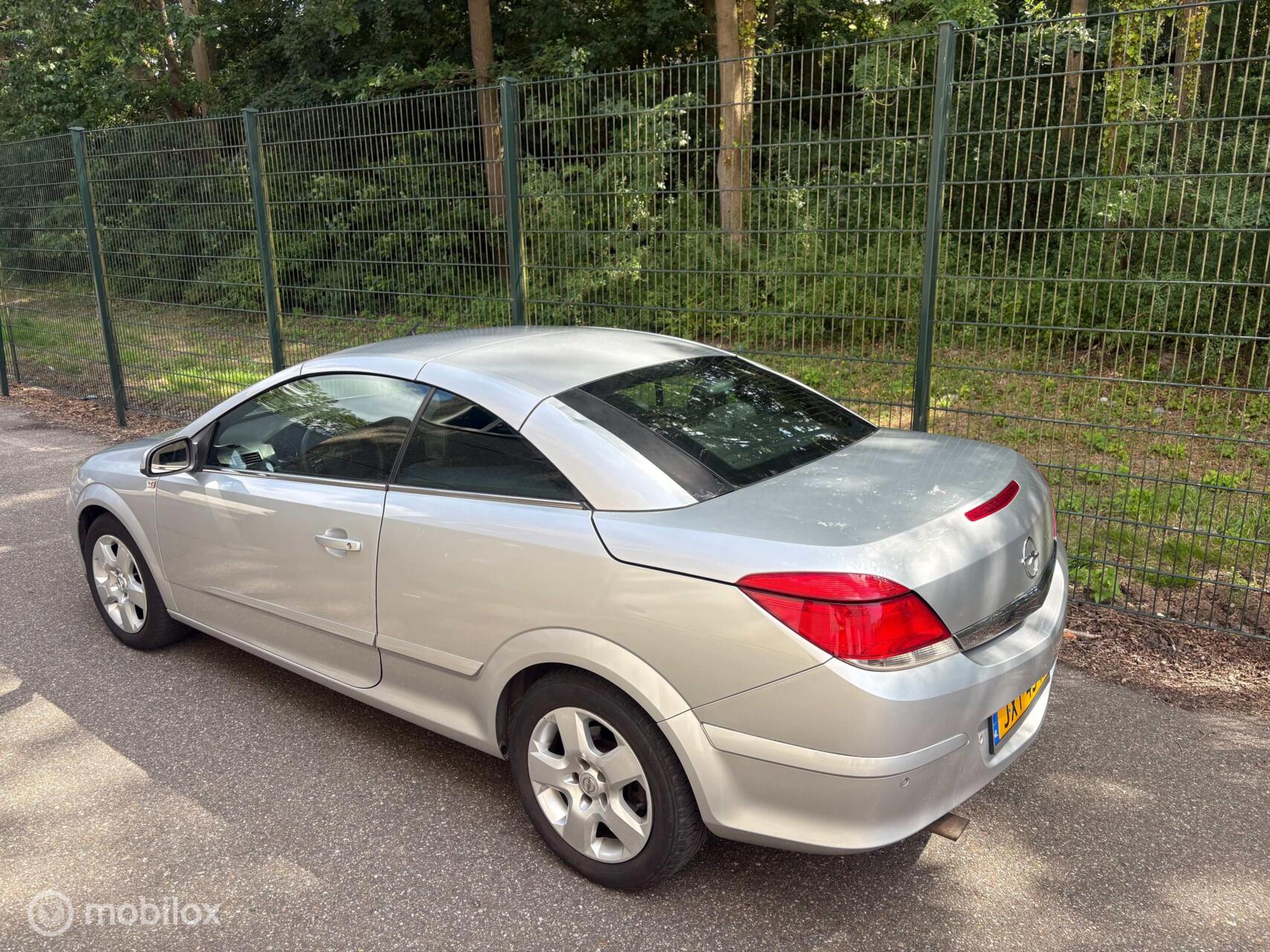 Foto van Opel Astra Cabrio
