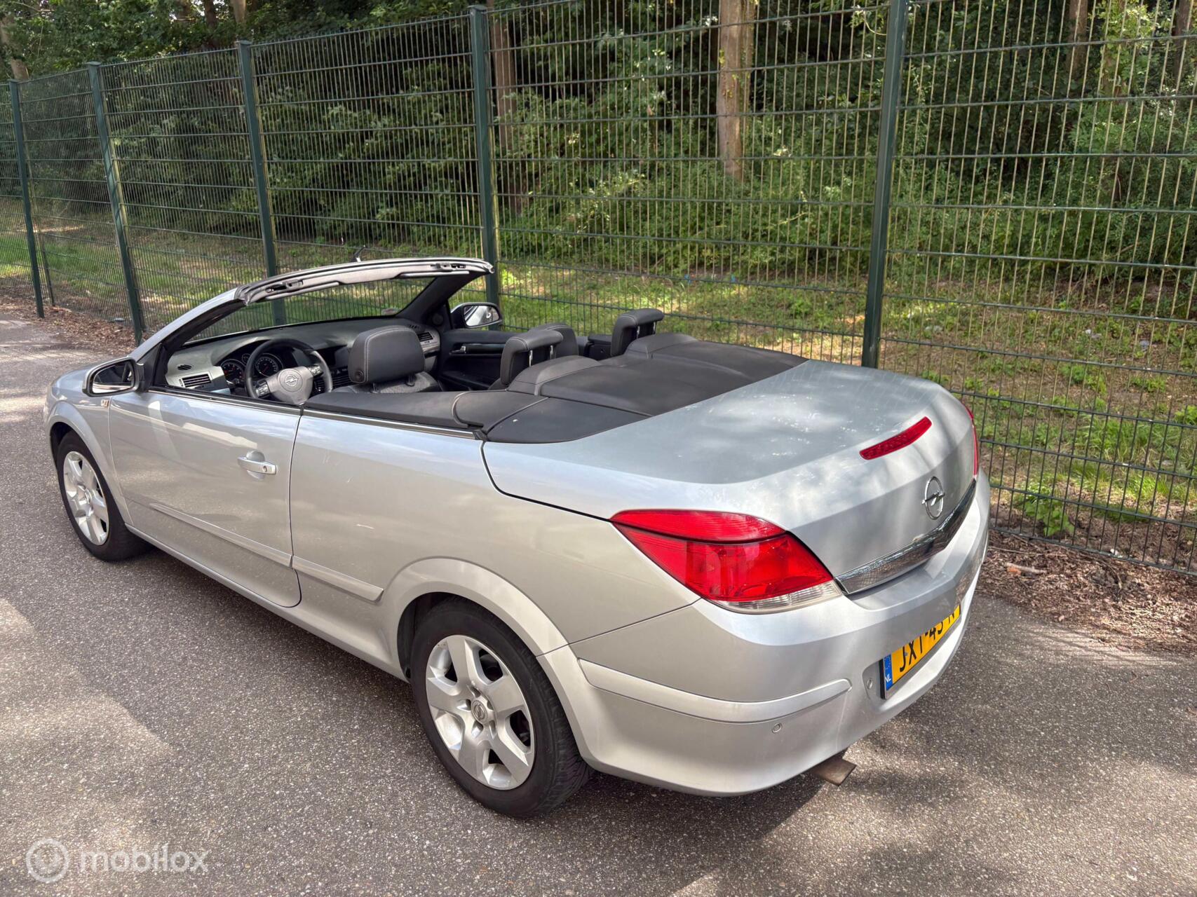 Foto van Opel Astra Cabrio