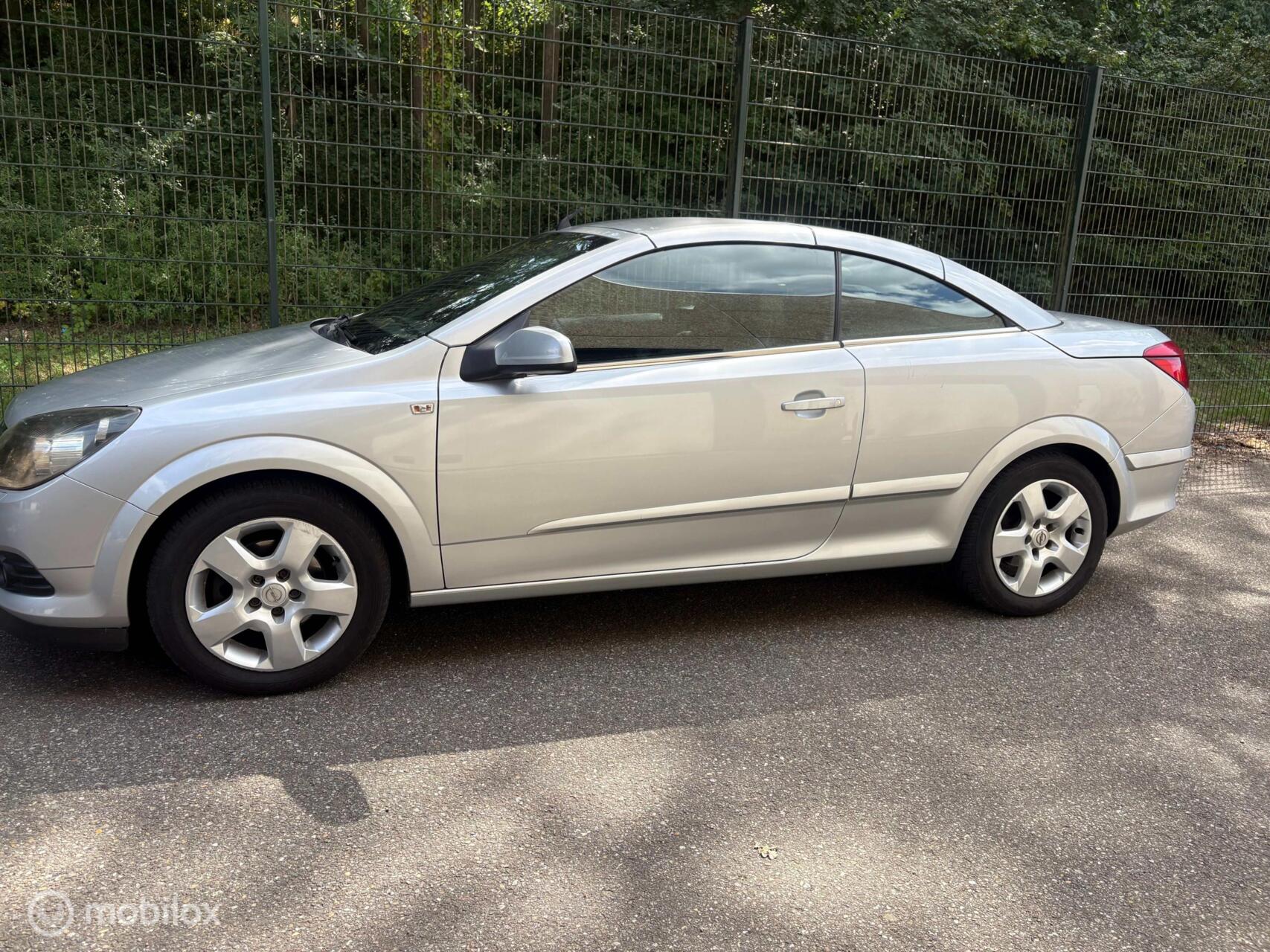 Foto van Opel Astra Cabrio
