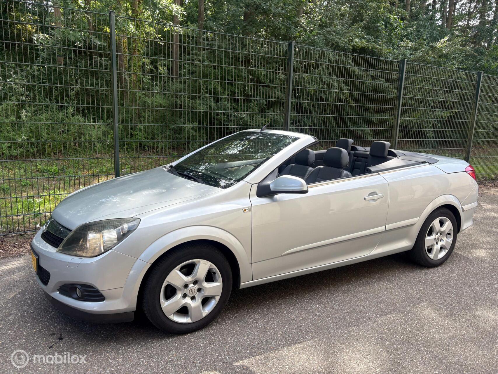 Foto van Opel Astra Cabrio