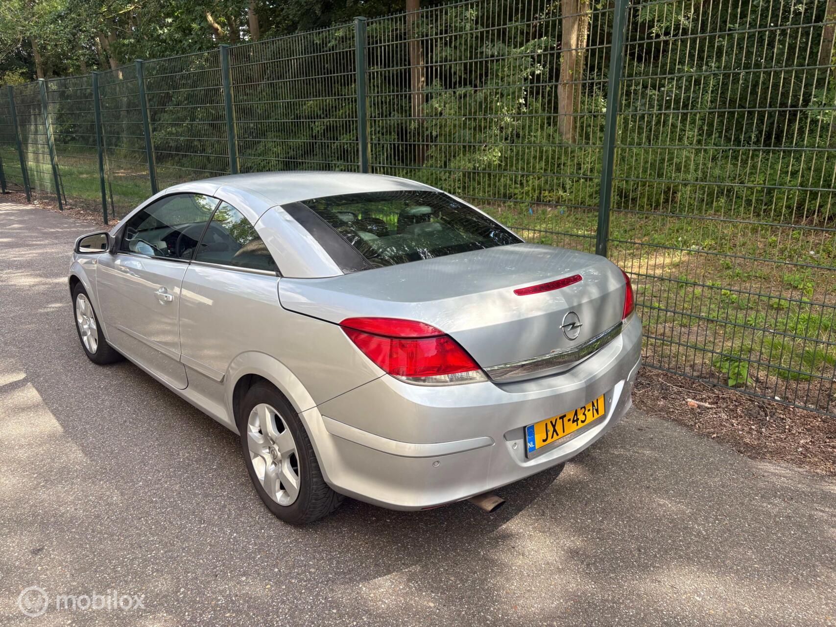 Foto van Opel Astra Cabrio