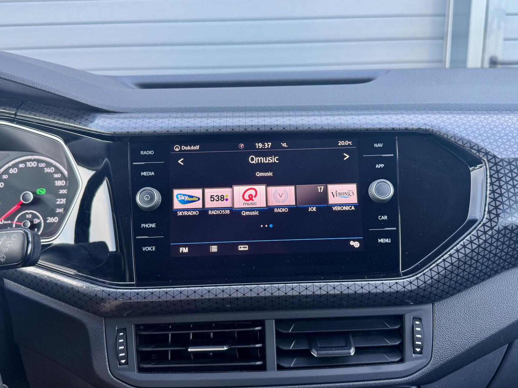 Foto van Volkswagen T-cross