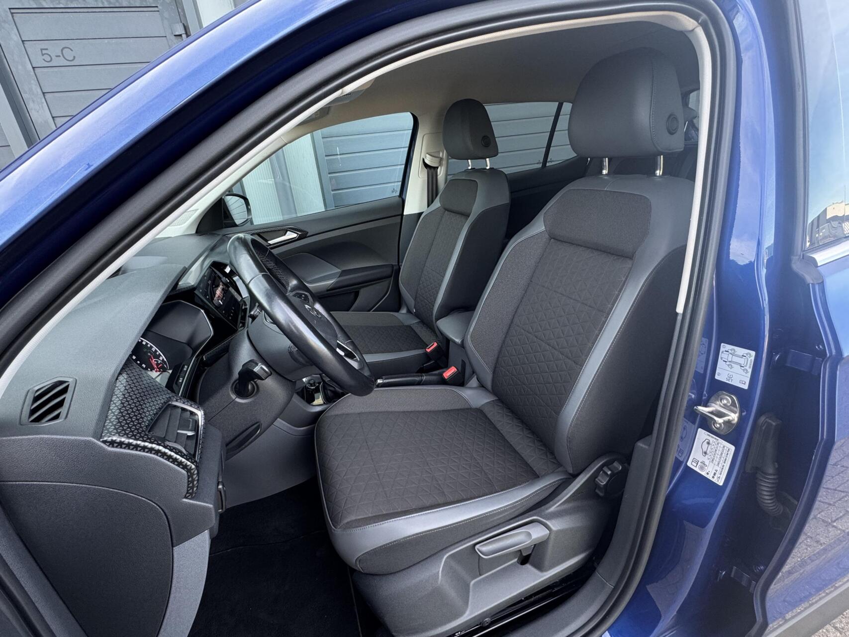 Foto van Volkswagen T-cross