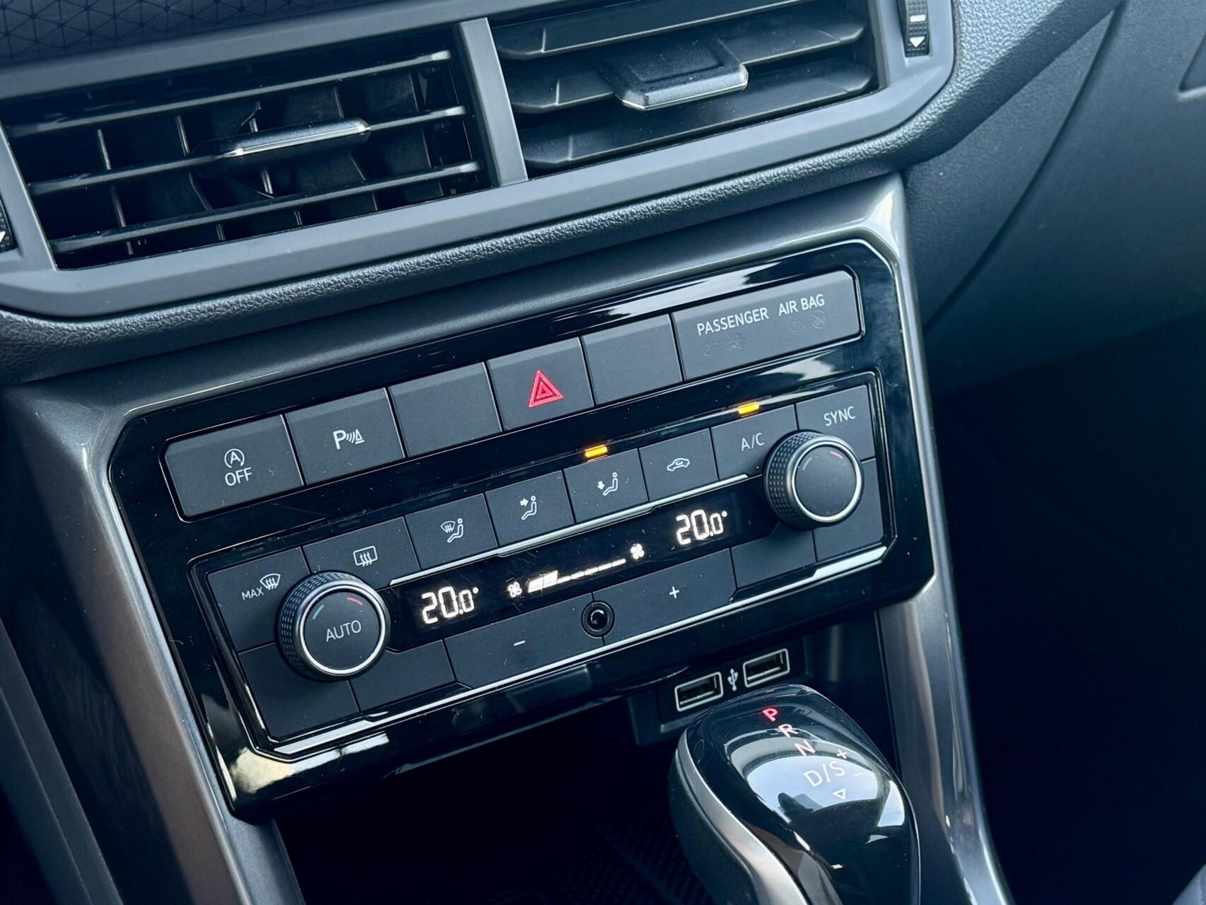 Foto van Volkswagen T-cross