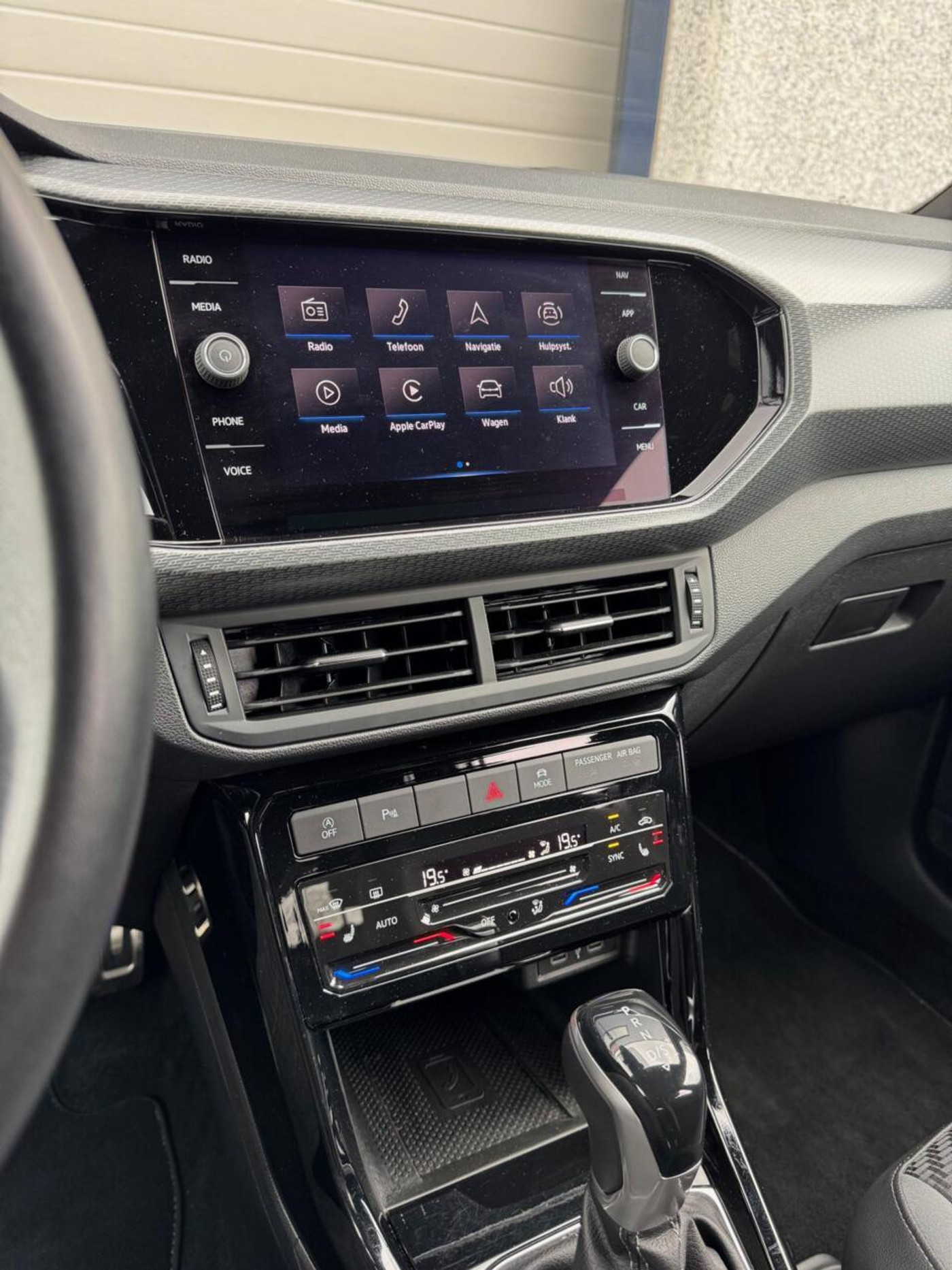 Foto van Volkswagen T-cross