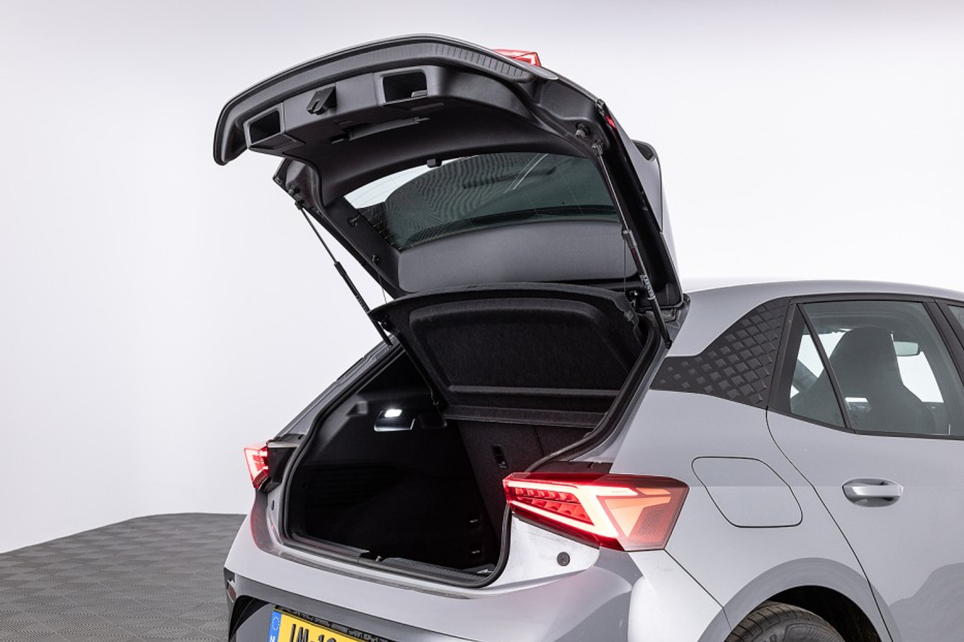 Foto van Cupra Born 150 KW 58/62 KWH