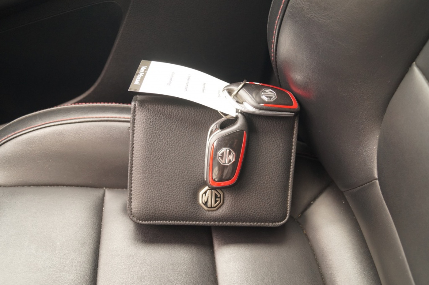 Foto van MG MG Rx6 Plug-in Hybrid