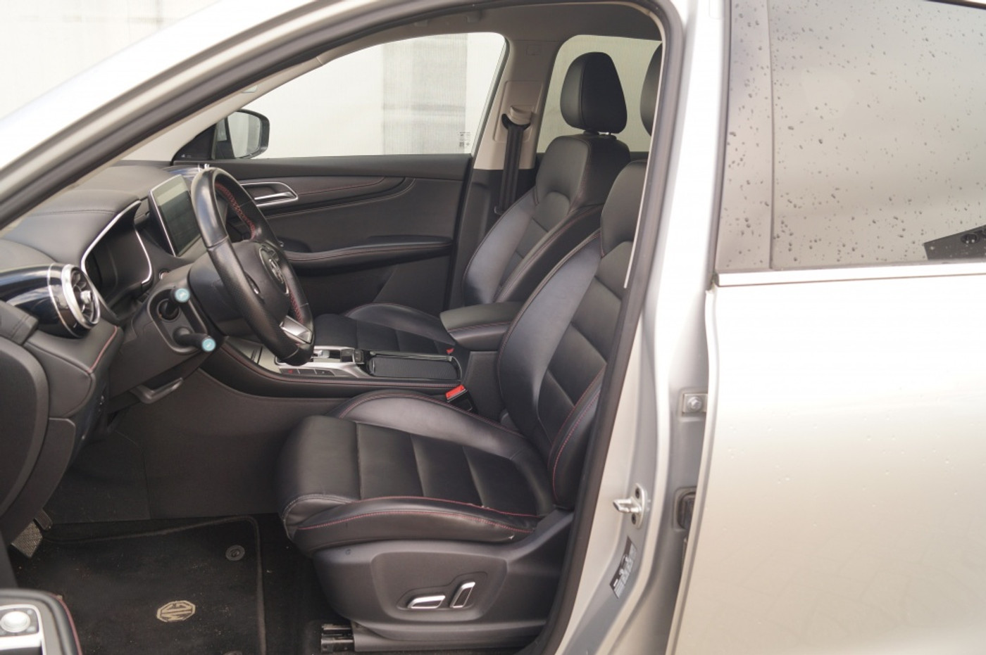 Foto van MG MG Rx6 Plug-in Hybrid
