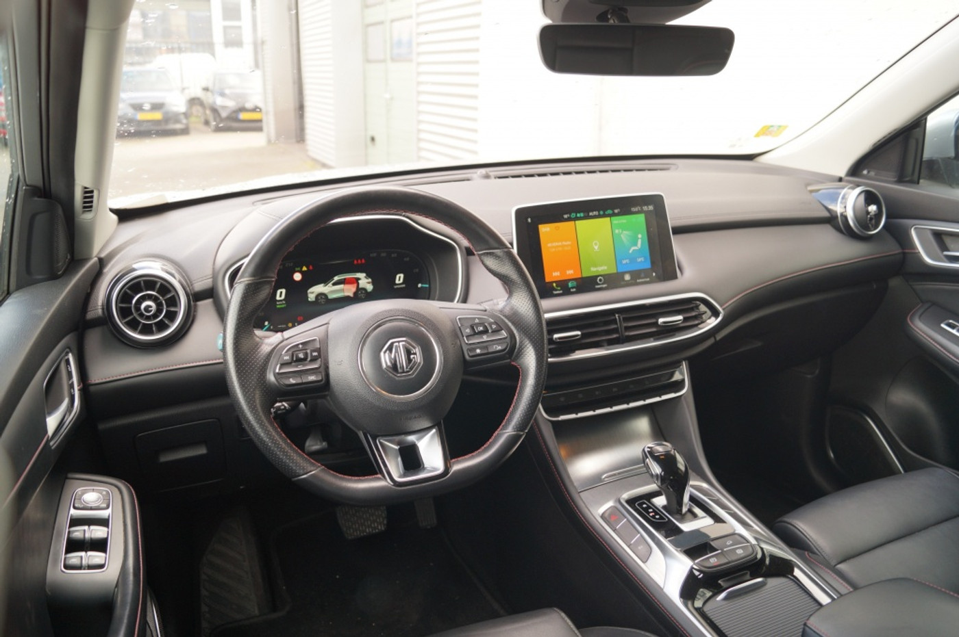 Foto van MG MG Rx6 Plug-in Hybrid