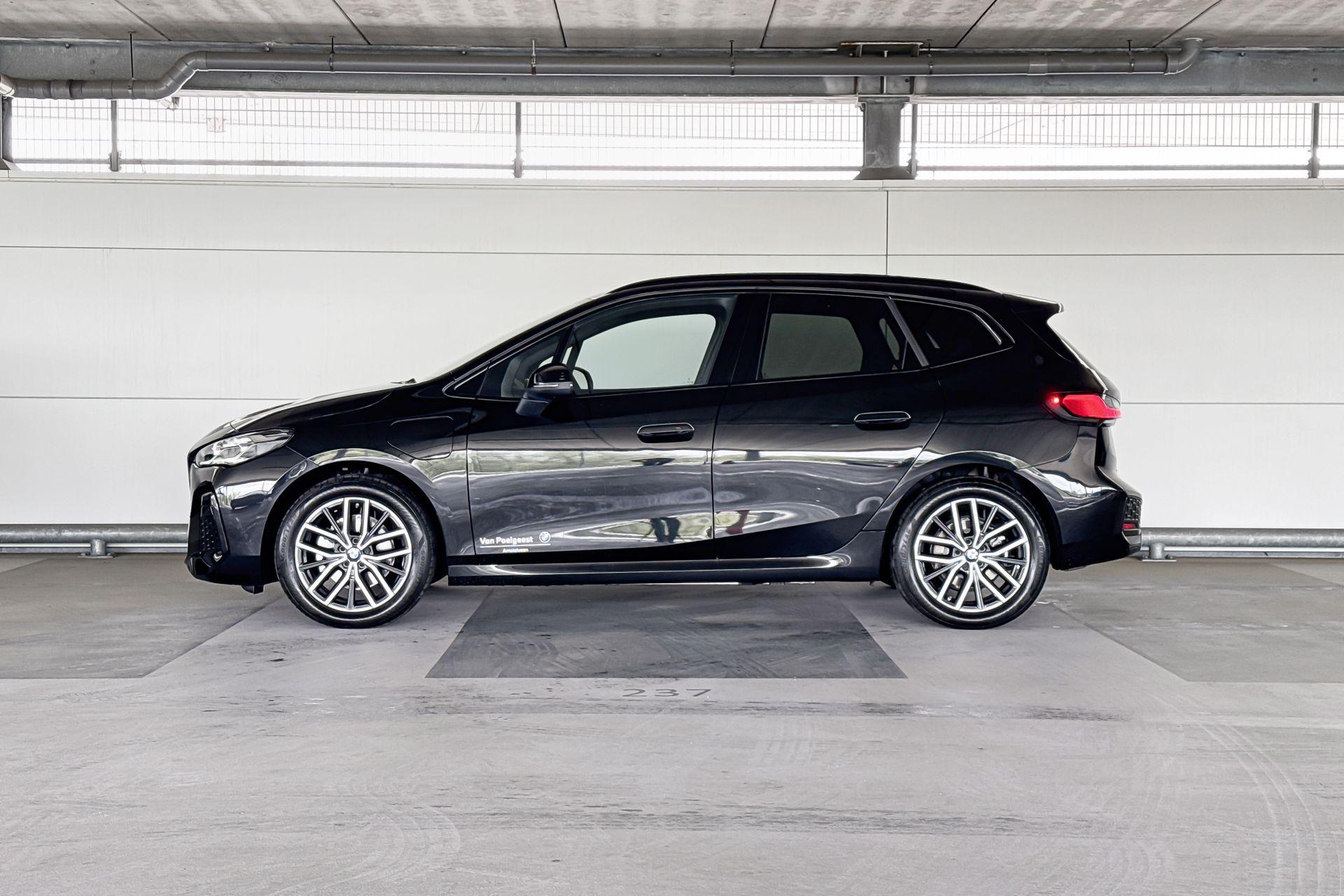Foto van BMW 225e xDrive Active Tourer