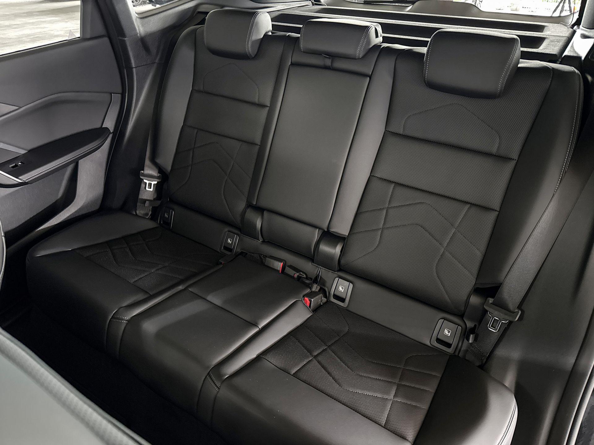 Foto van BMW Ix1