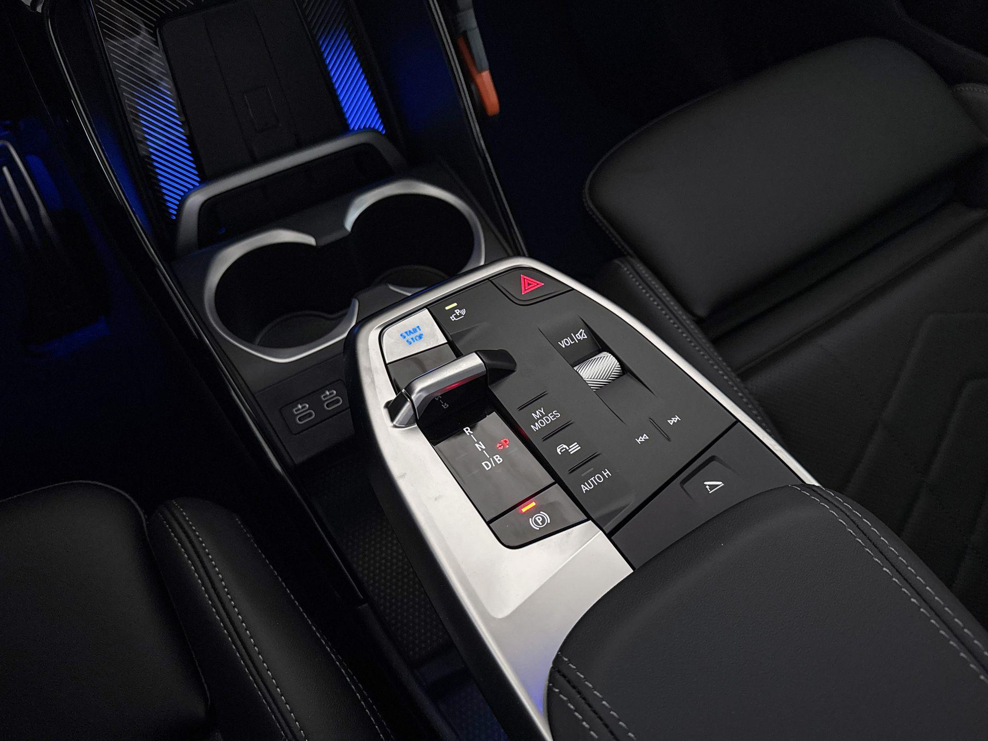 Foto van BMW Ix1