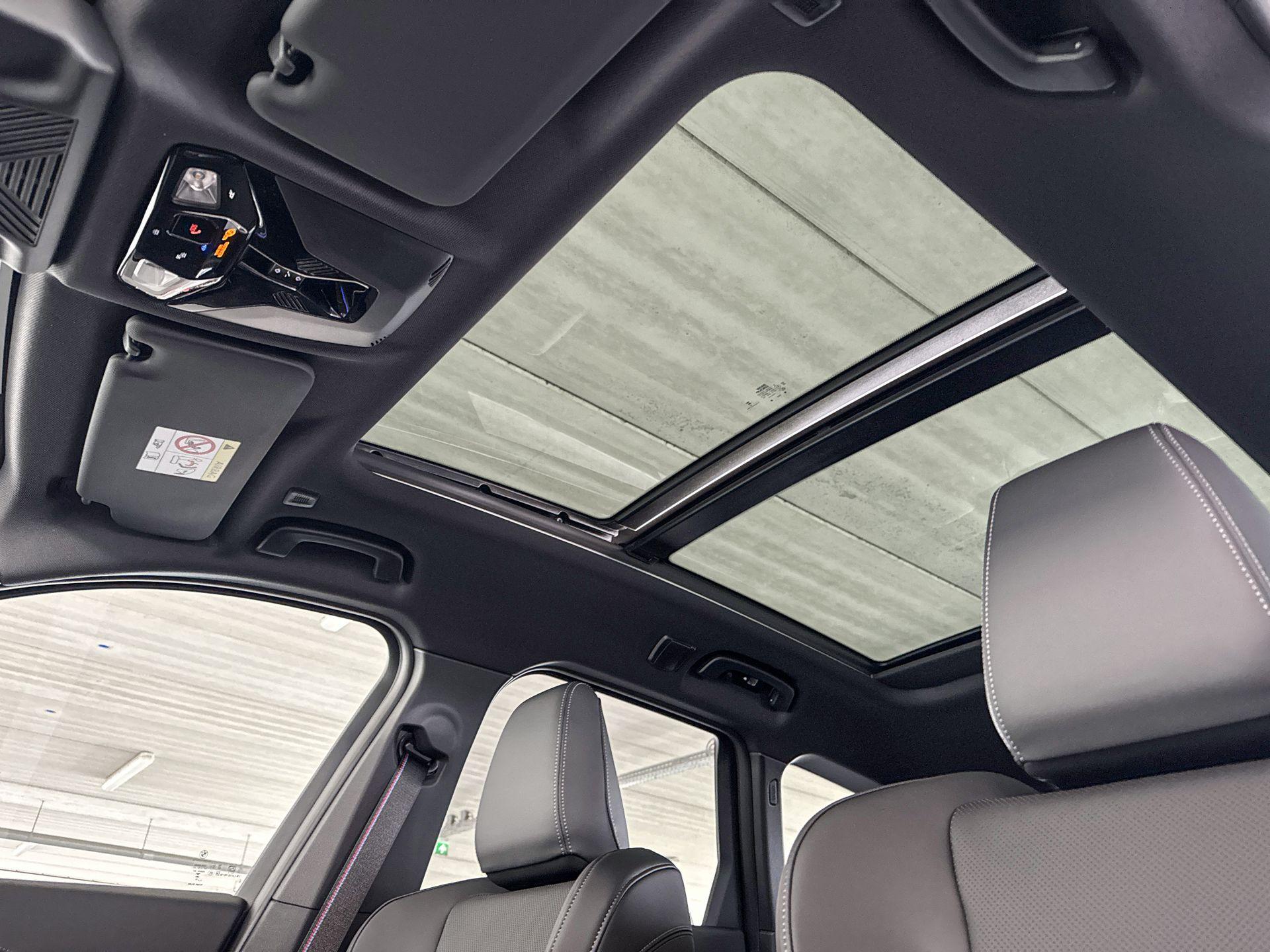 Foto van BMW Ix1 Edrive20