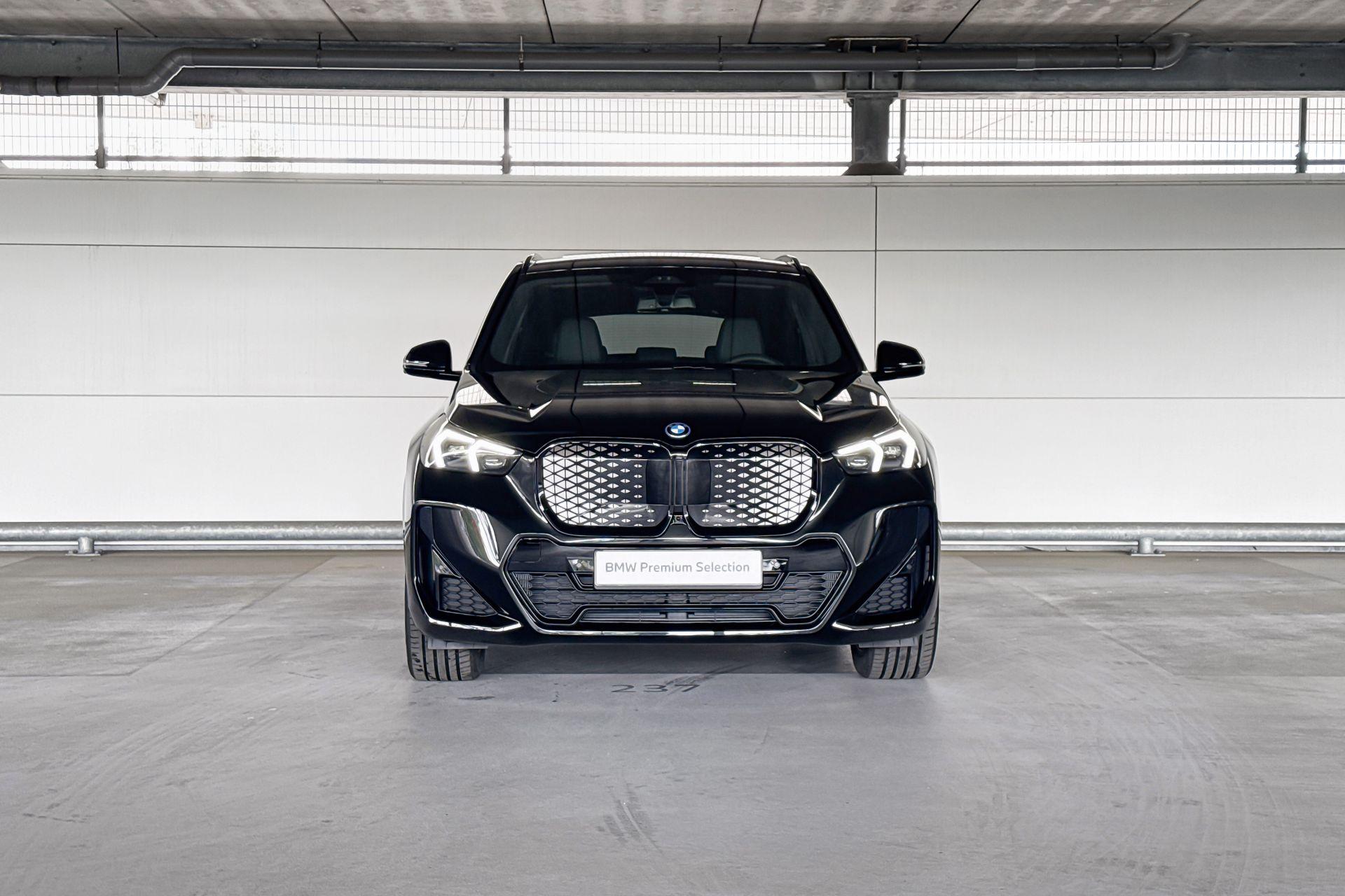 Foto van BMW Ix1 Edrive20