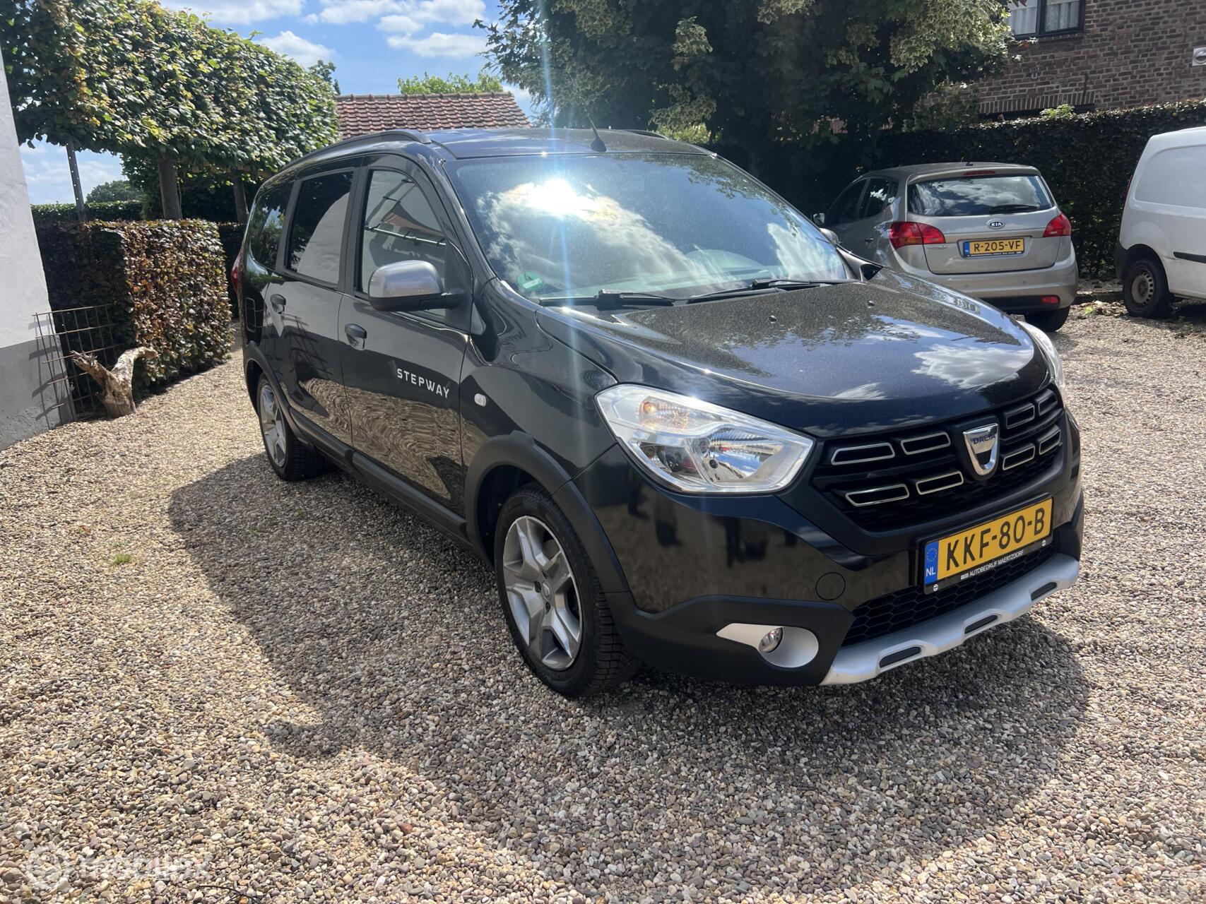 Foto van Dacia Lodgy